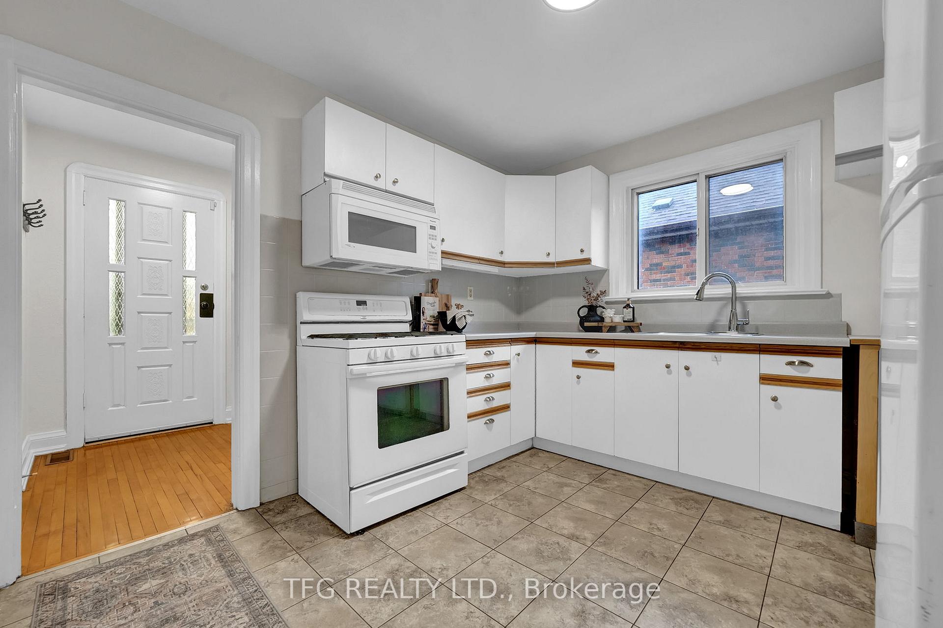 Photo 13 of 232 Clarke Street, Oshawa, Central — HOMEH