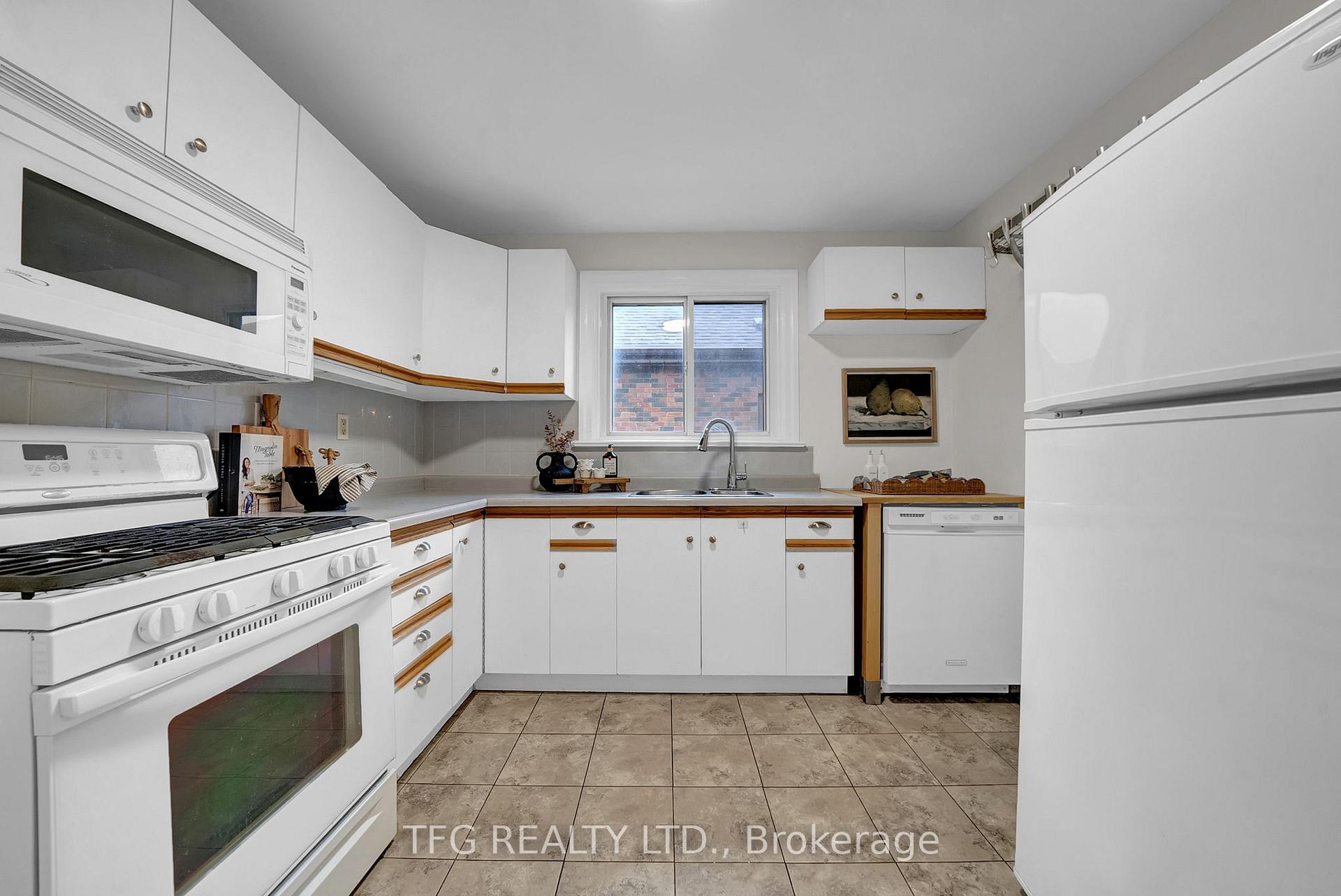 Photo 14 of 232 Clarke Street, Oshawa, Central — HOMEH