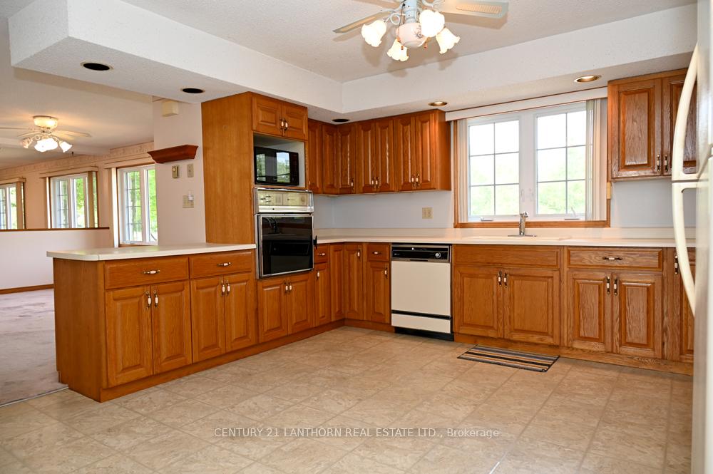 Photo 13 of 539 Shannon Road, Prince Edward County, Hallowell Ward — HOMEH