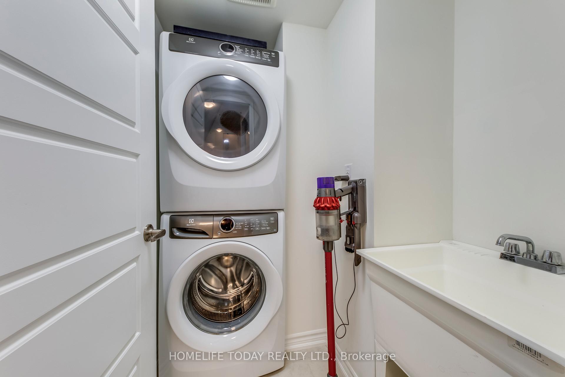 Photo 7 of Unit 70, 1222 Rose Way, Milton, Cobban — HOMEH