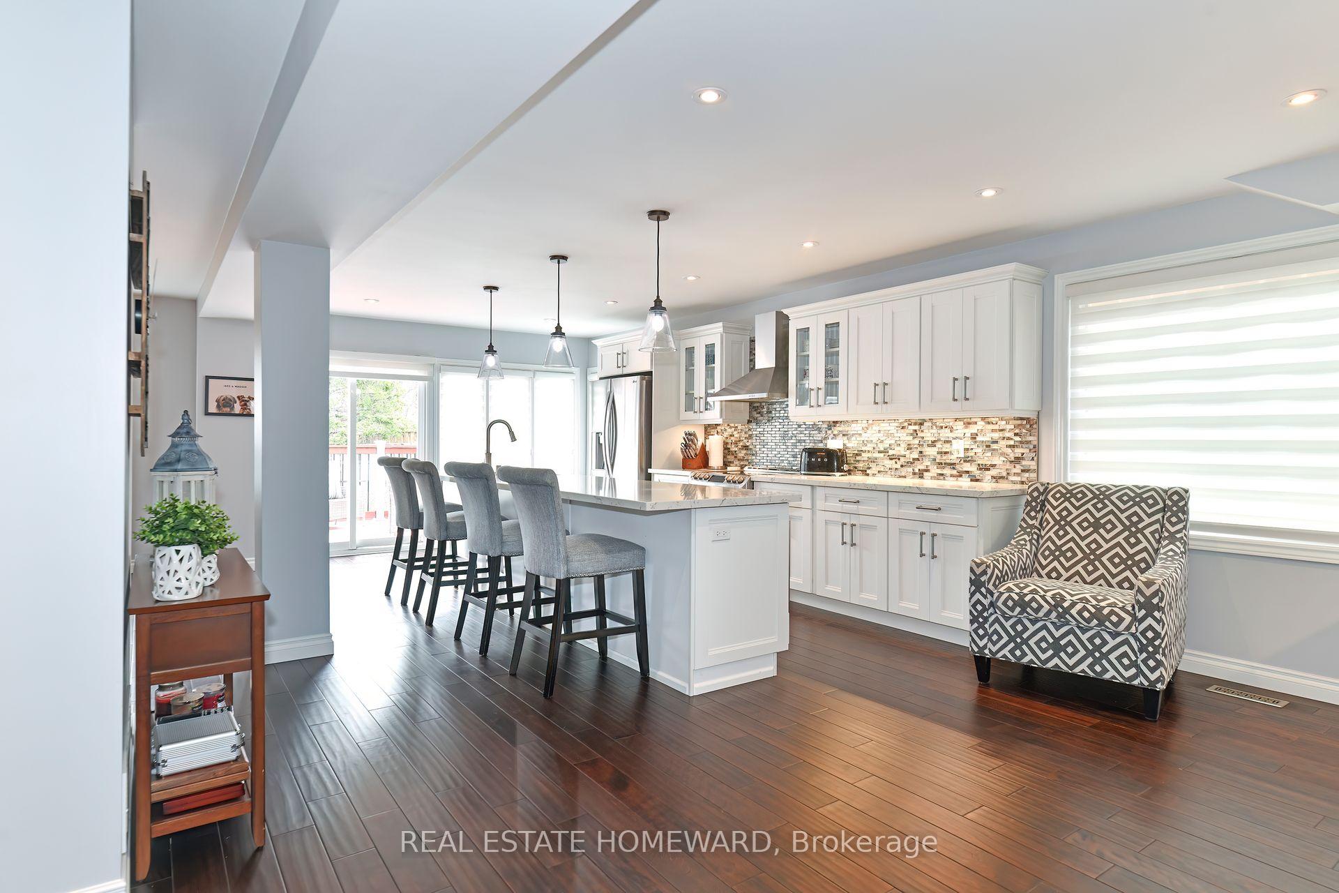 Photo 9 of 640 Chiron Crescent, Pickering, Amberlea — HOMEH