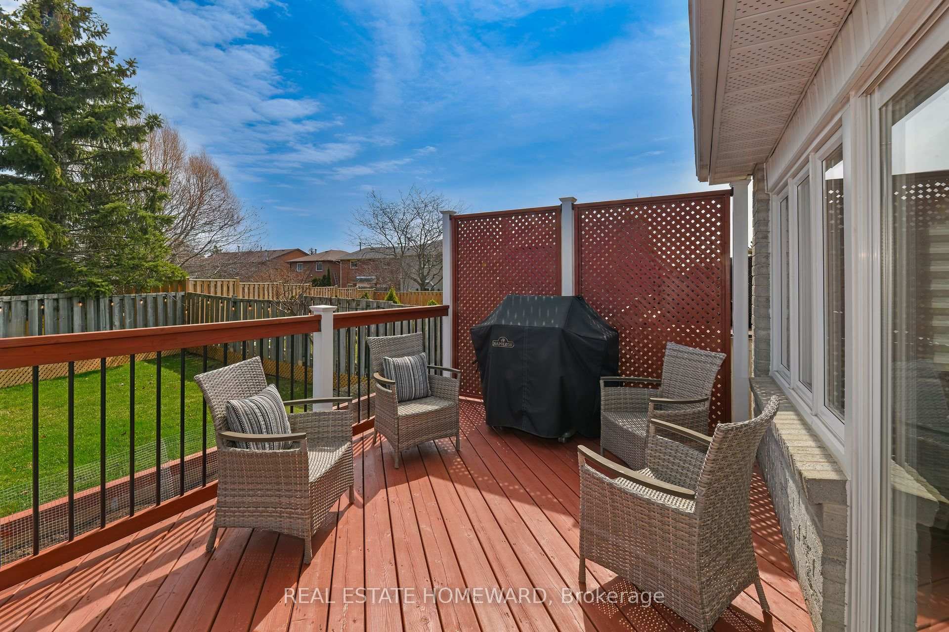 Photo 36 of 640 Chiron Crescent, Pickering, Amberlea — HOMEH