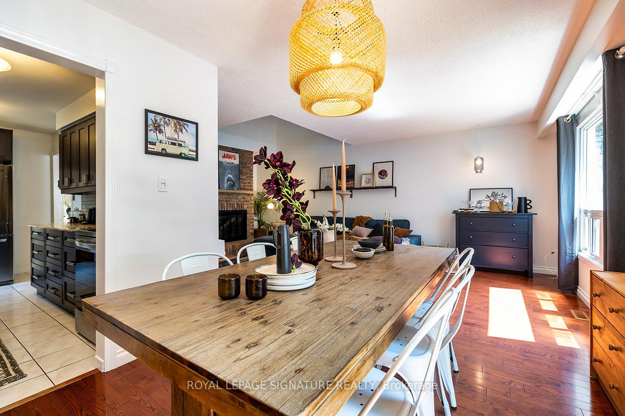 Photo 9 of 1742 Listowell Crescent, Pickering, Liverpool — HOMEH