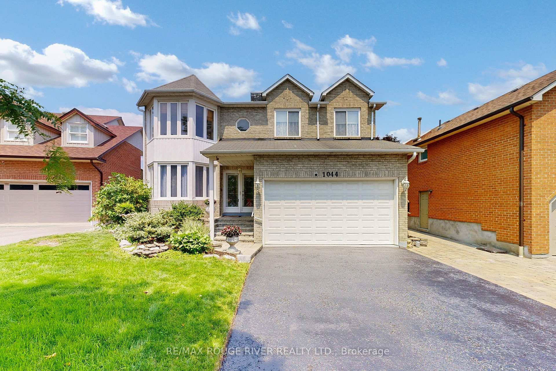Photo 3 of 1044 Rambleberry Avenue, Pickering, Liverpool — HOMEH