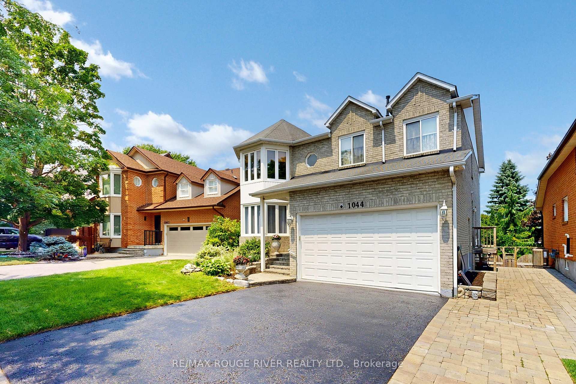 Photo 4 of 1044 Rambleberry Avenue, Pickering, Liverpool — HOMEH