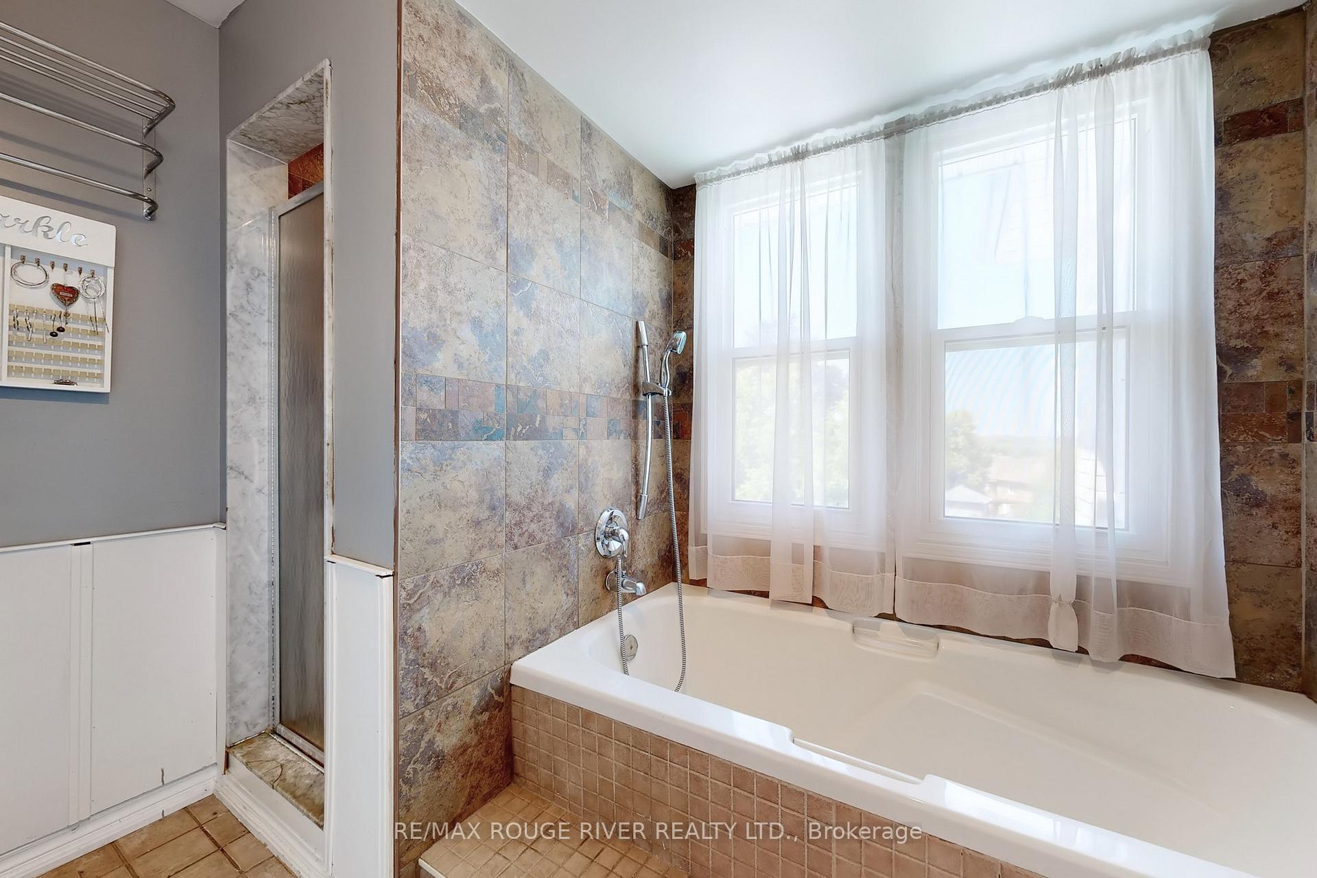 Photo 29 of 1044 Rambleberry Avenue, Pickering, Liverpool — HOMEH