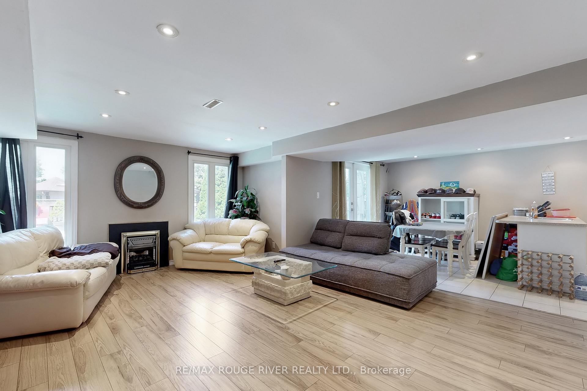 Photo 36 of 1044 Rambleberry Avenue, Pickering, Liverpool — HOMEH