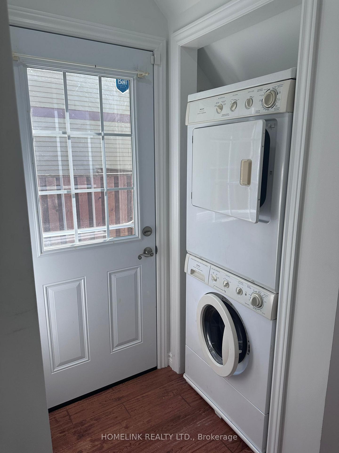 Photo 4 of 330 Ormond Drive, Oshawa, Samac — HOMEH