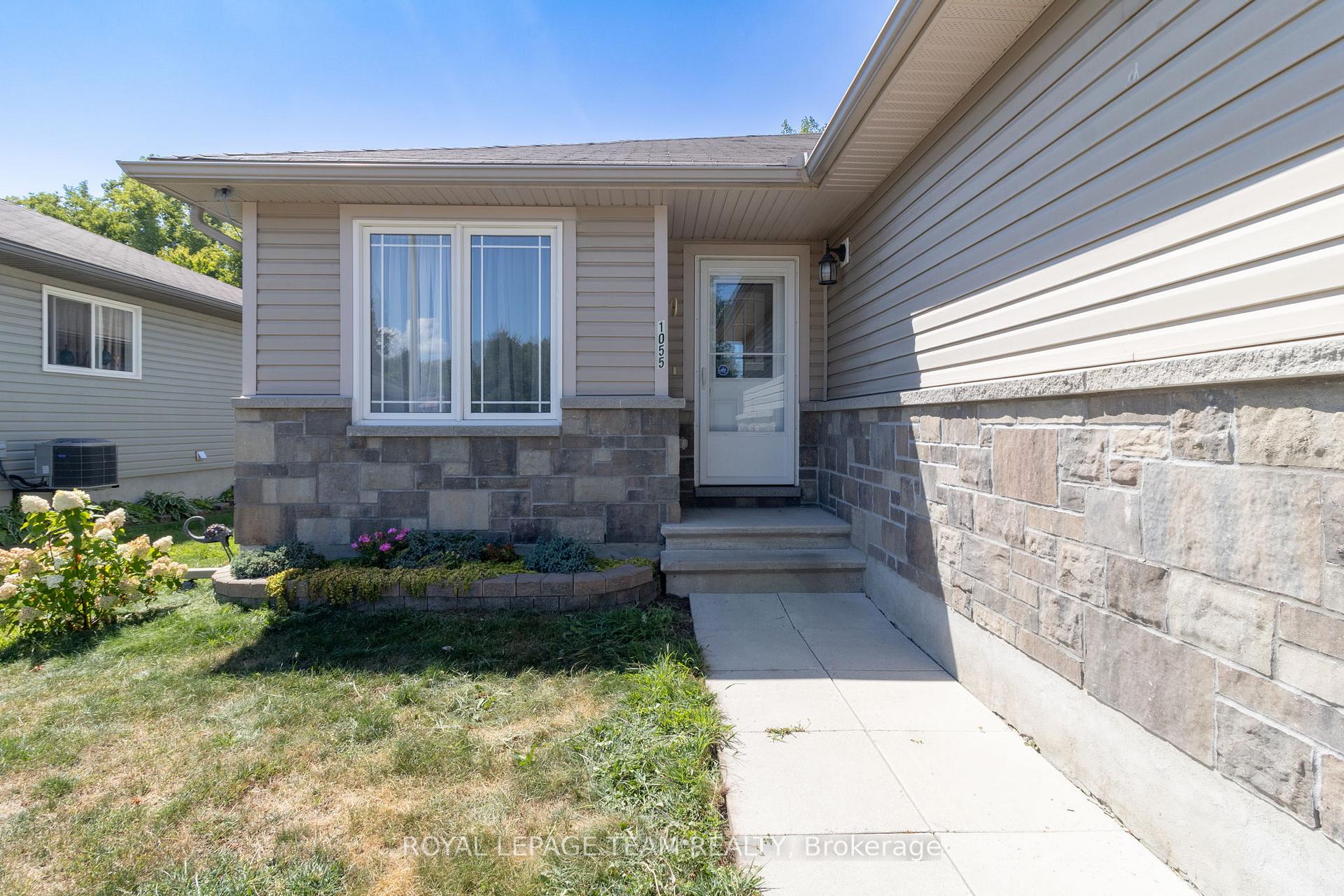 Photo 5 of 1055 Mackenzie Road, Prescott — HOMEH