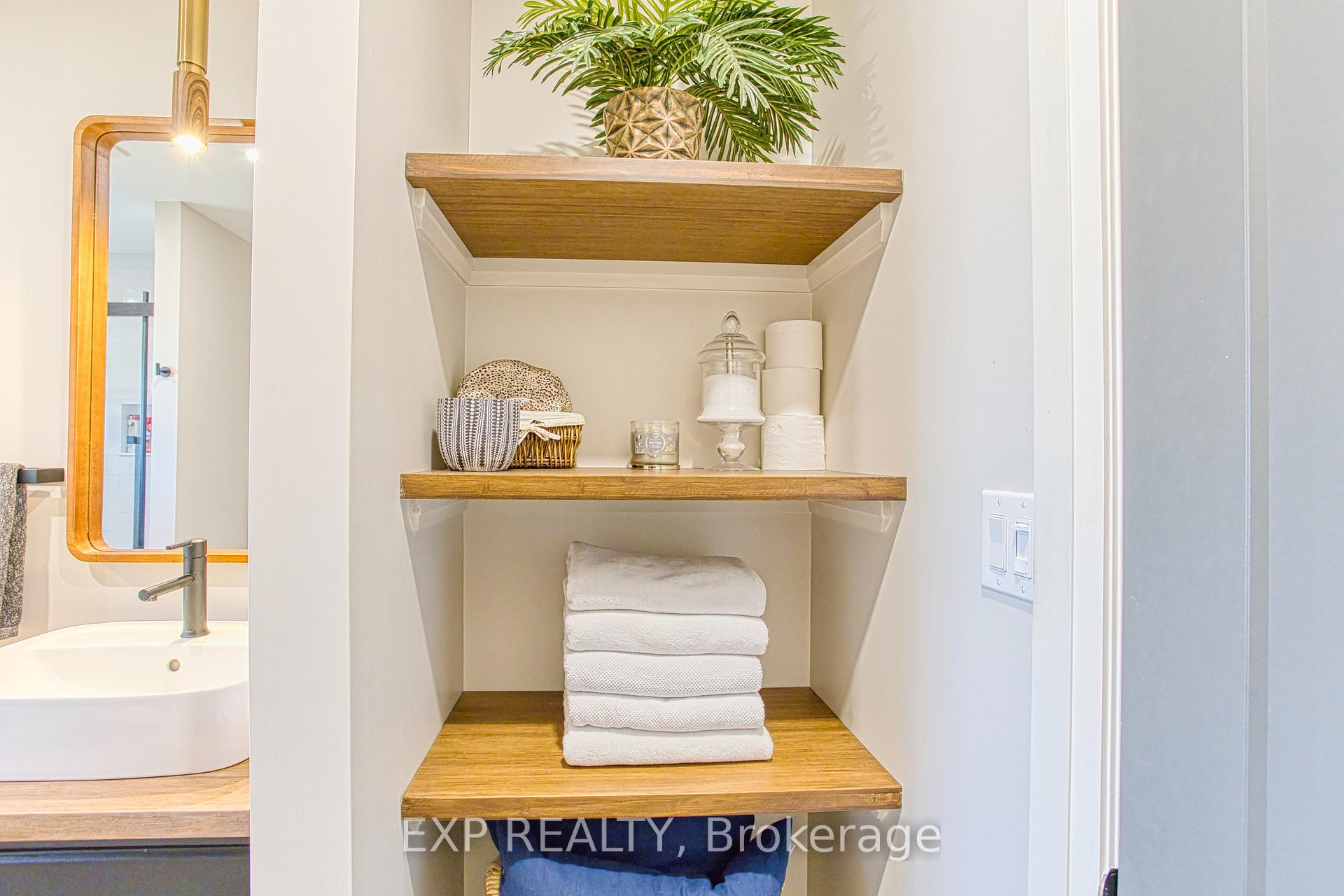 Photo 10 of 4445 Pinedale Drive, Niagara Falls, Morrison — HOMEH