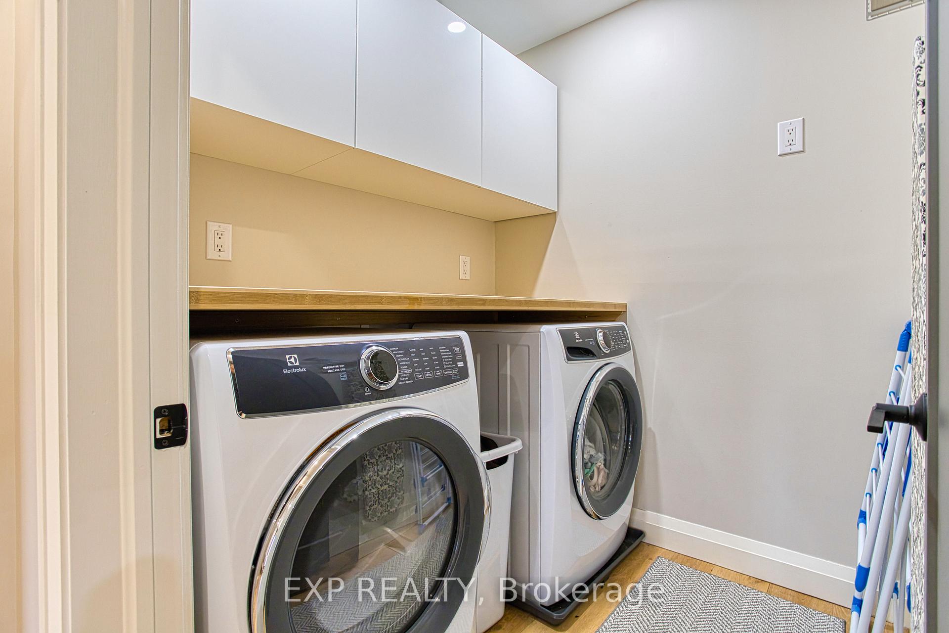 Photo 11 of 4445 Pinedale Drive, Niagara Falls, Morrison — HOMEH