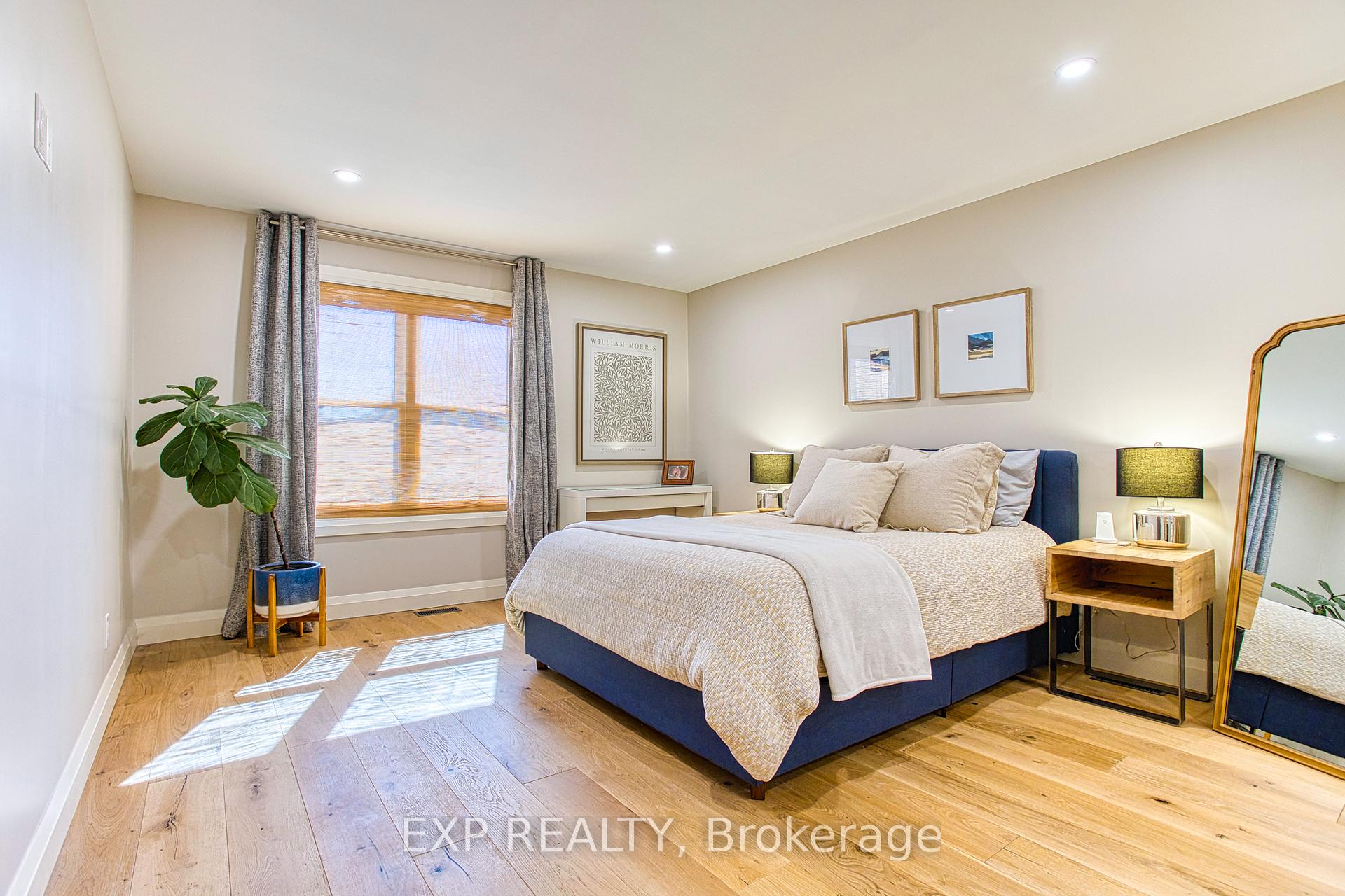 Photo 13 of 4445 Pinedale Drive, Niagara Falls, Morrison — HOMEH