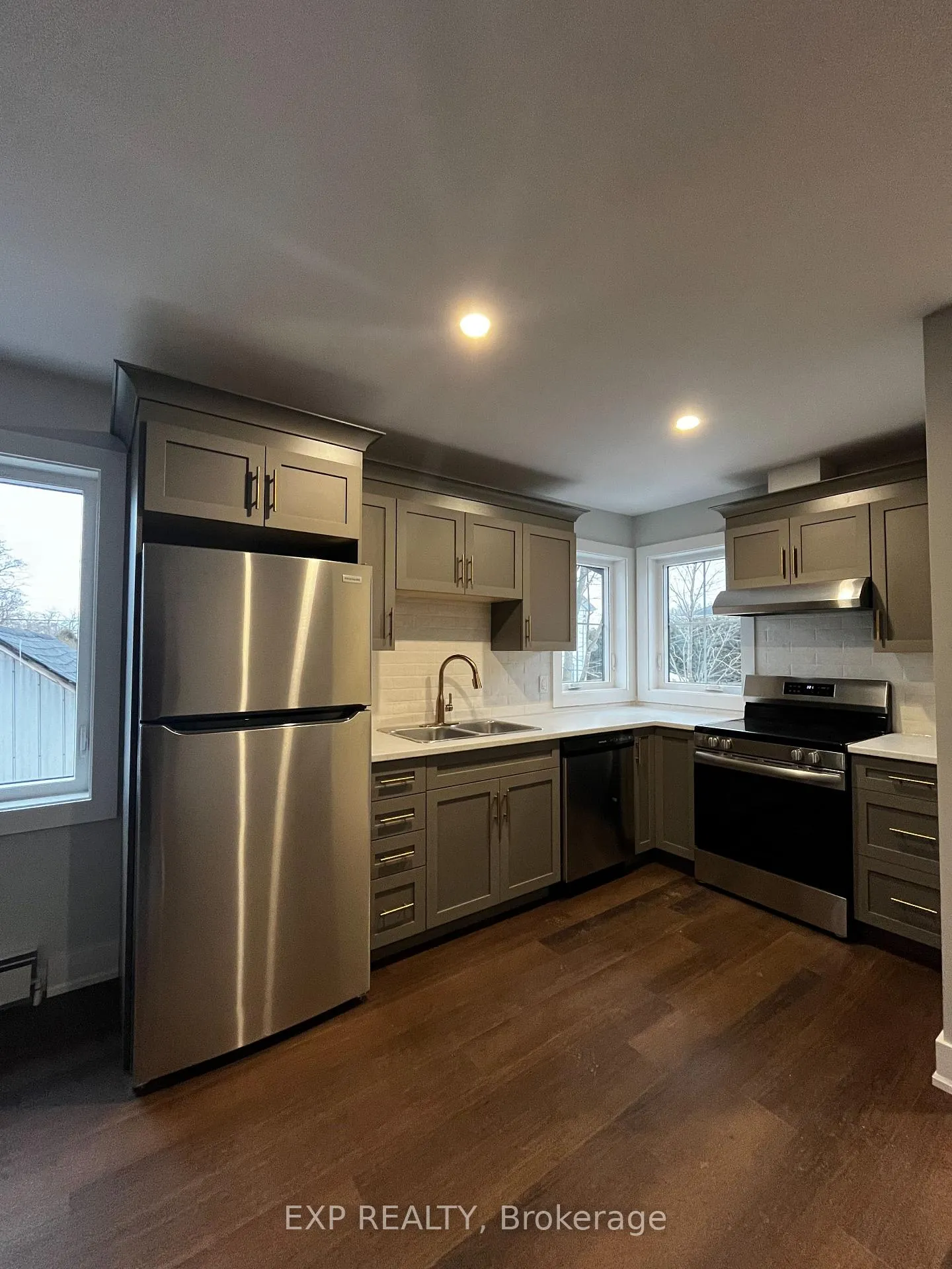 Photo 25 of 642 West Street, Prescott — HOMEH