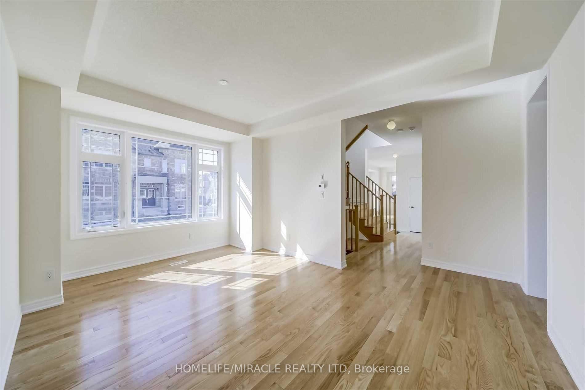 Photo 4 of 2437 Hibiscus Drive, Pickering, Rural Pickering — HOMEH