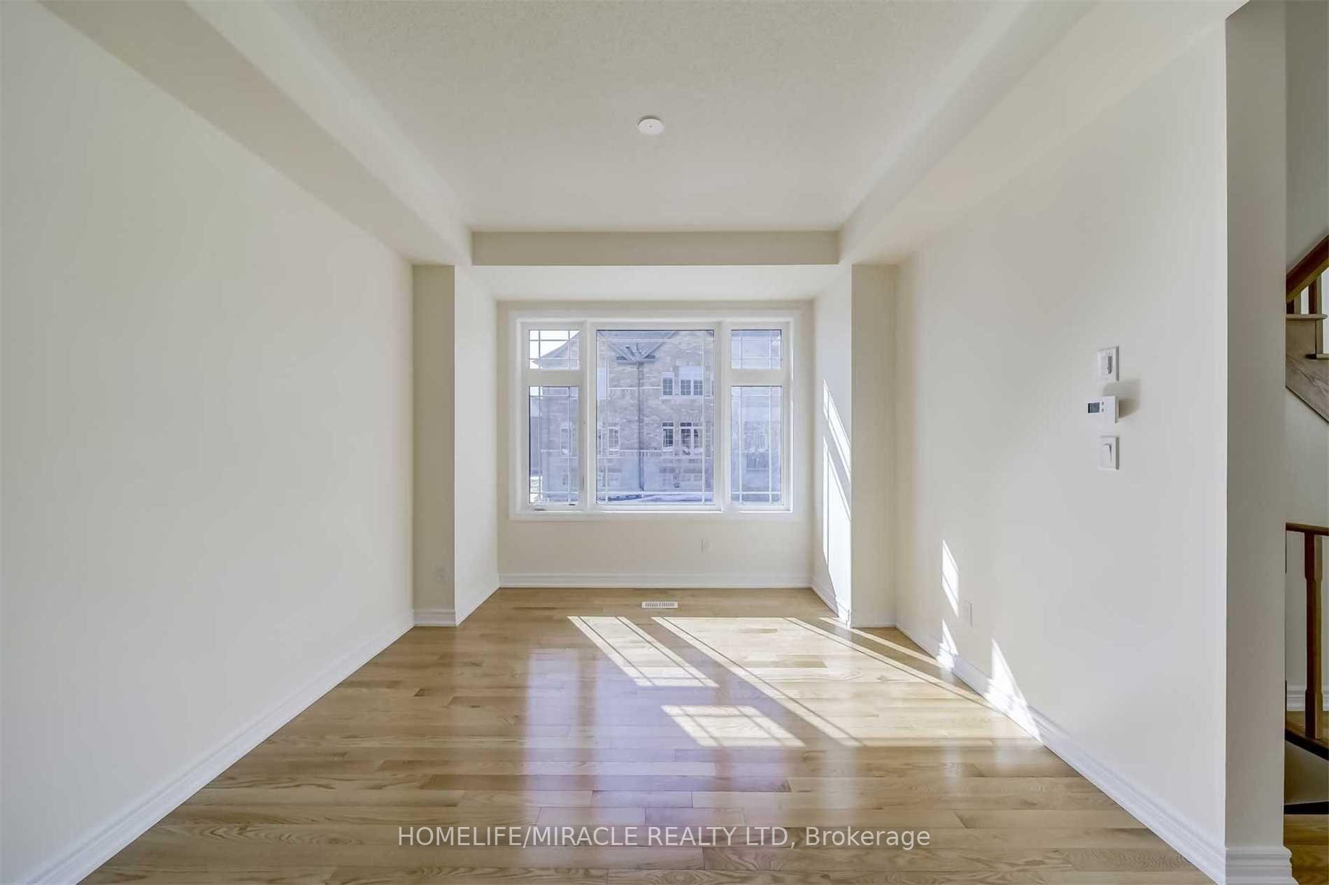 Photo 5 of 2437 Hibiscus Drive, Pickering, Rural Pickering — HOMEH