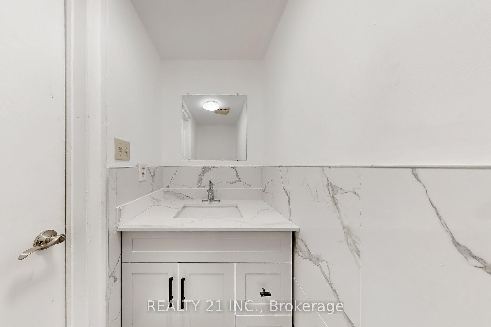 Photo 17 of 2110 Duberry Drive, Pickering, Brock Ridge — HOMEH