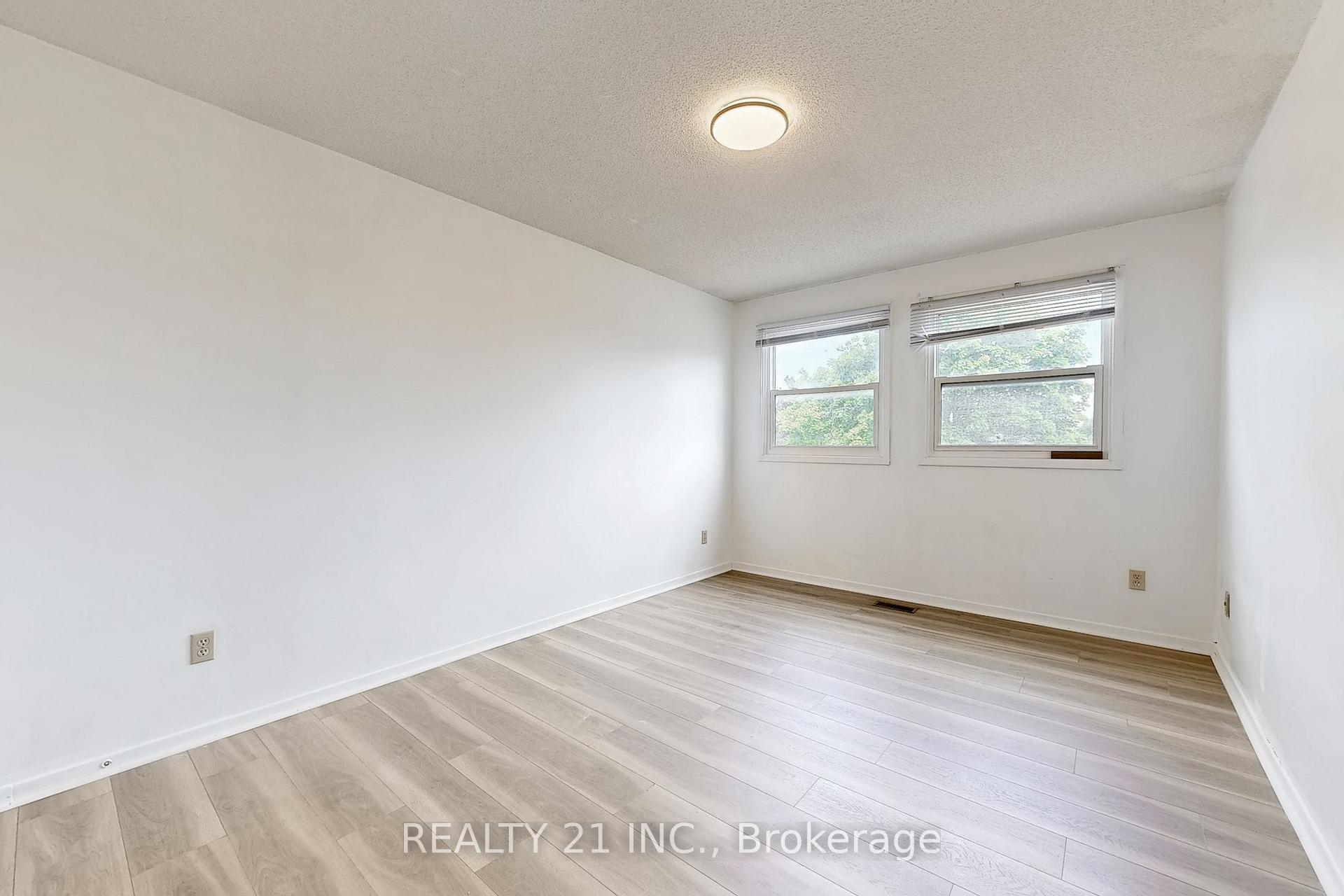 Photo 27 of 2110 Duberry Drive, Pickering, Brock Ridge — HOMEH