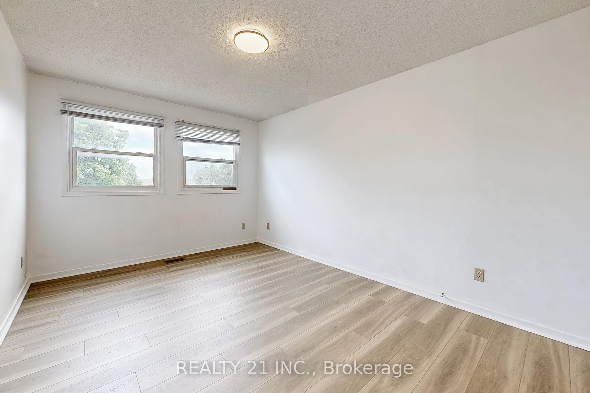 Photo 28 of 2110 Duberry Drive, Pickering, Brock Ridge — HOMEH