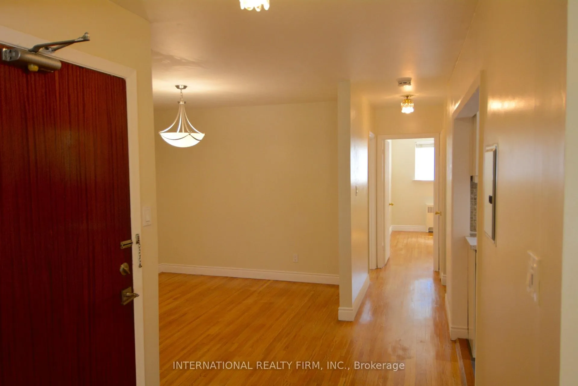 Photo 6 of Unit Main, 277 Glenforest Road, Toronto, Lawrence Park North — HOMEH