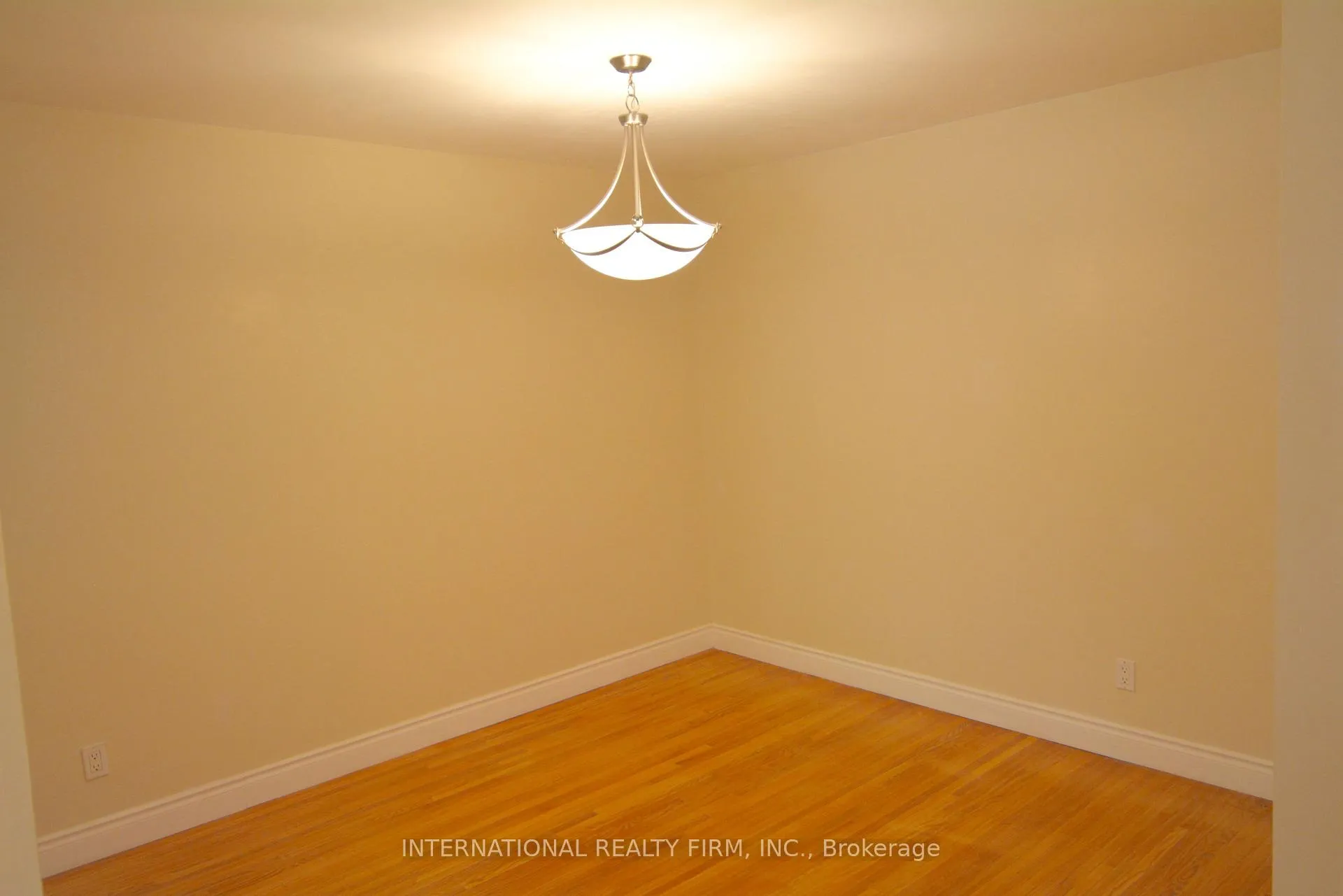 Photo 7 of Unit Main, 277 Glenforest Road, Toronto, Lawrence Park North — HOMEH