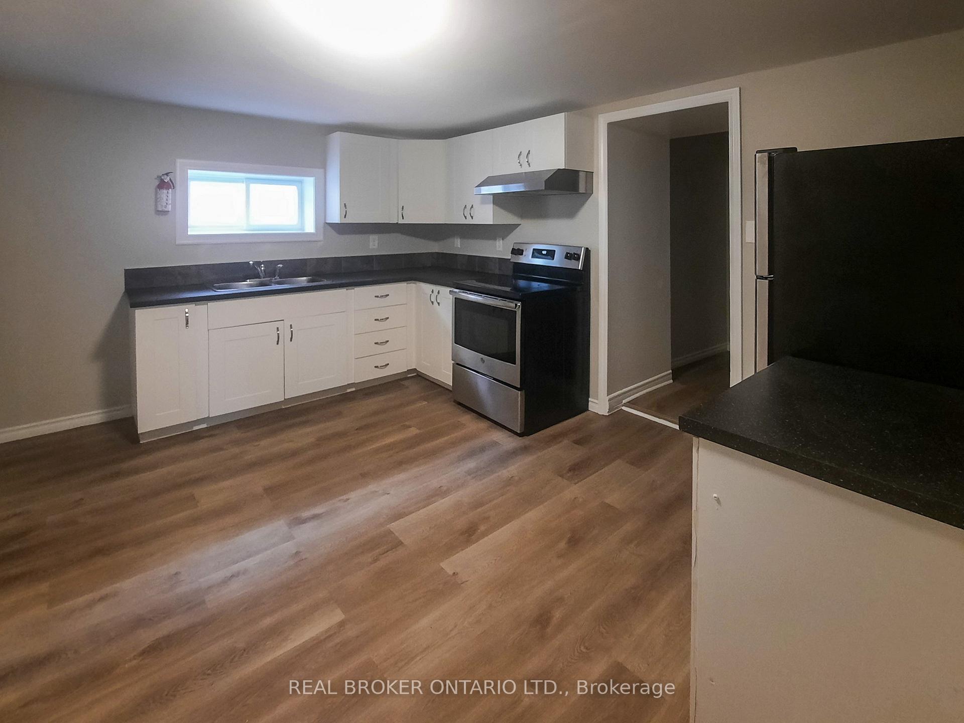 Photo 4 of 494 King Street W, Prescott — HOMEH