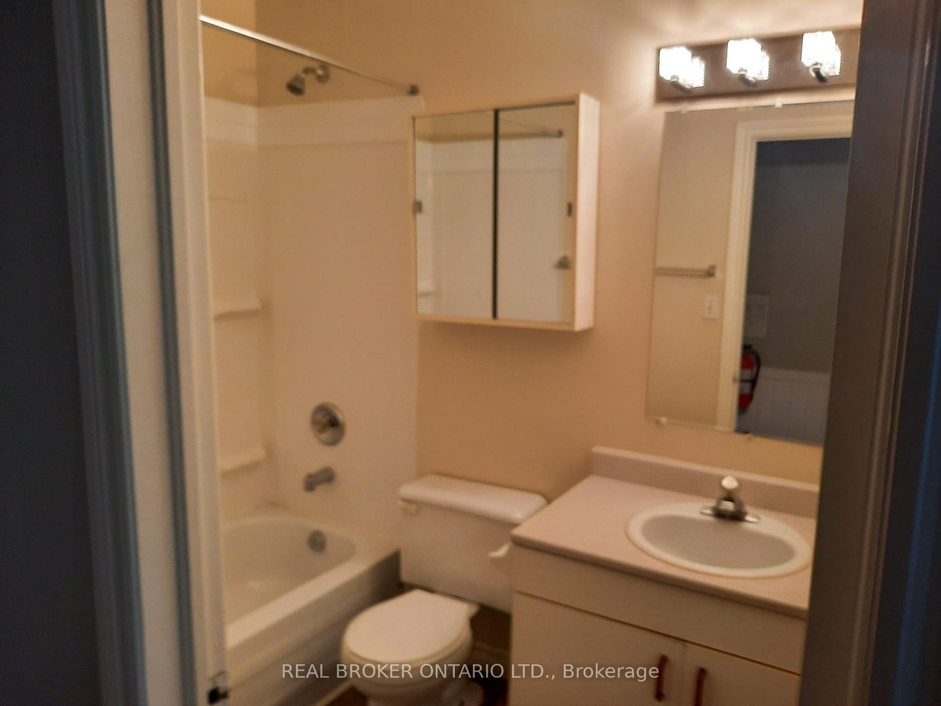 Photo 5 of 494 King Street W, Prescott — HOMEH