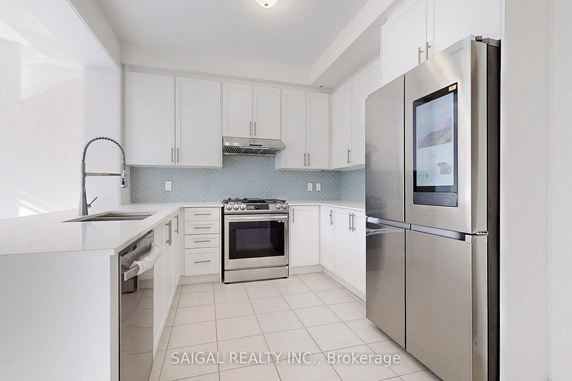 Photo 6 of 1432 Rose Way, Milton, Cobban — HOMEH