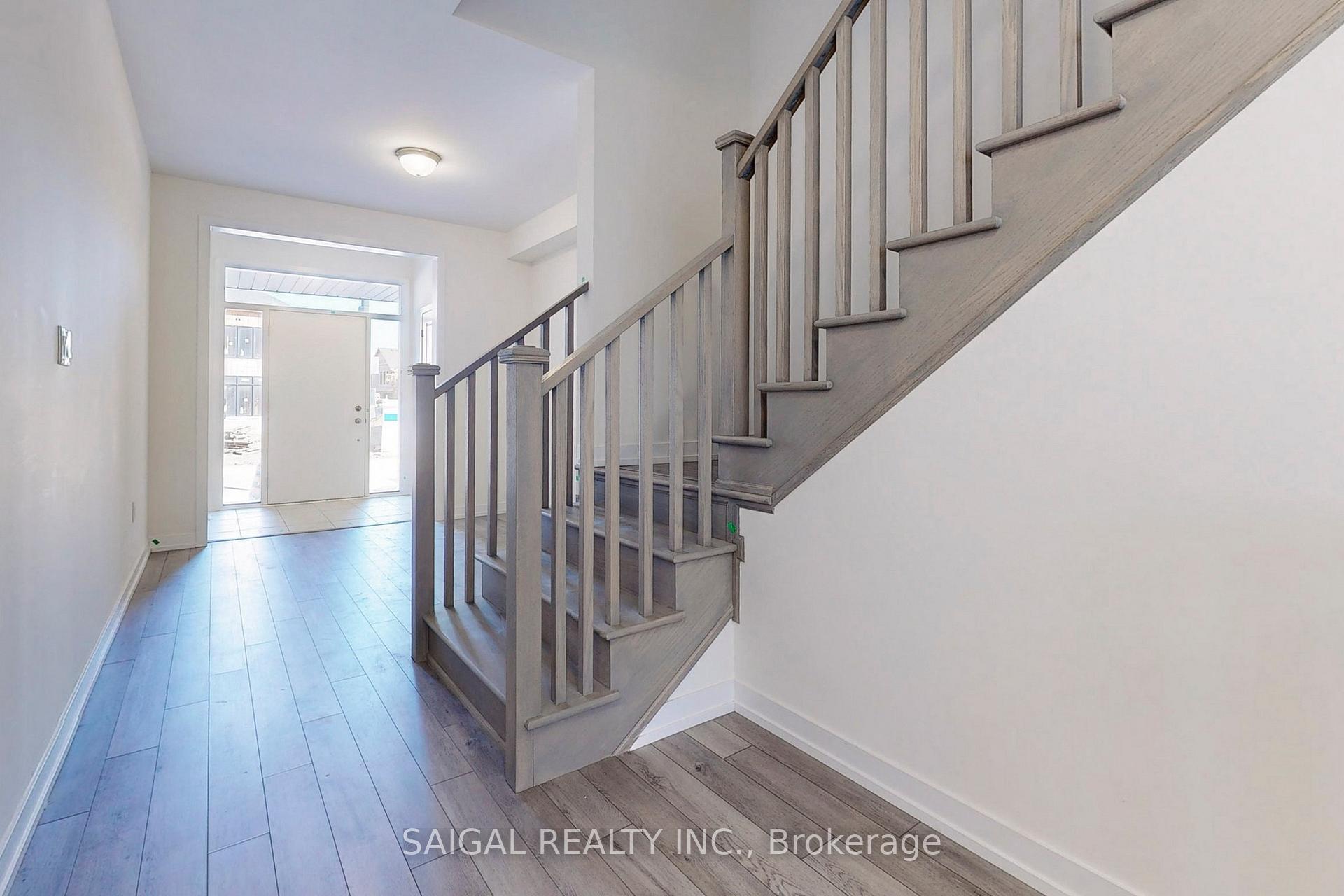 Photo 18 of 1432 Rose Way, Milton, Cobban — HOMEH