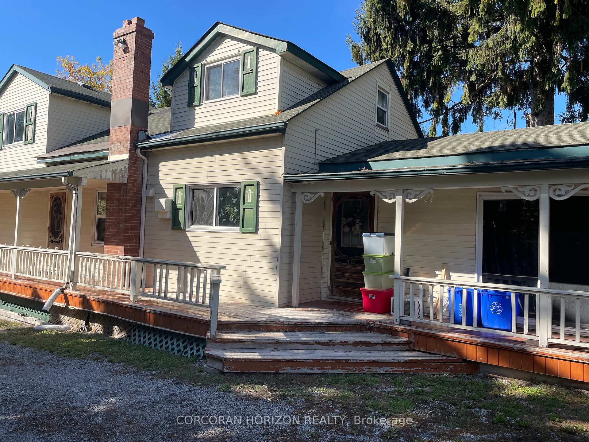 Photo 3 of 1280 Wharf Street, Pickering, Bay Ridges — HOMEH