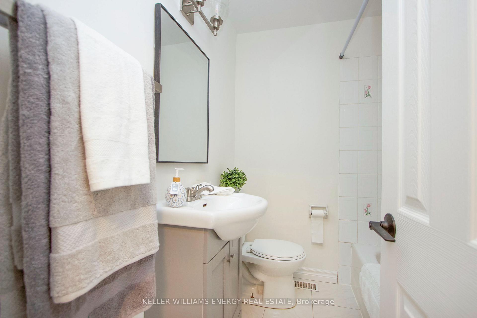 Photo 10 of 743 Cypress Avenue, Oshawa, Donevan — HOMEH