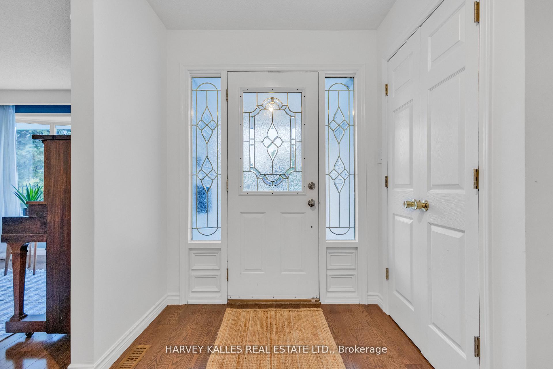 Photo 4 of 534 Oakwood Drive, Pickering, Rosebank — HOMEH