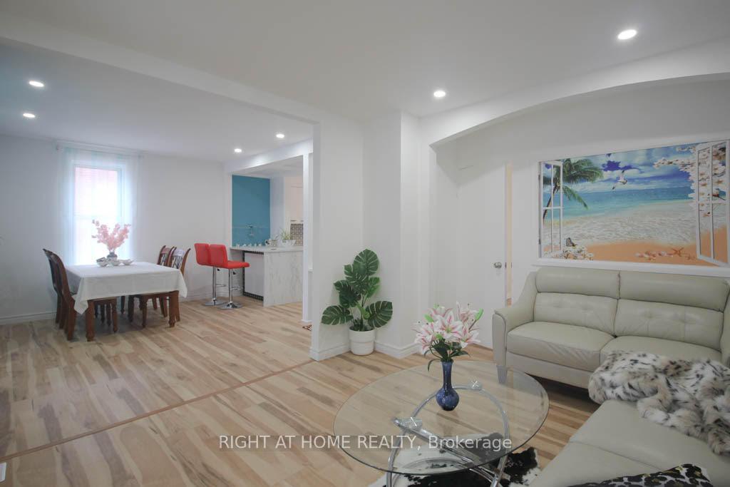 Photo 5 of 4472 Second Avenue, Niagara Falls, Downtown — HOMEH