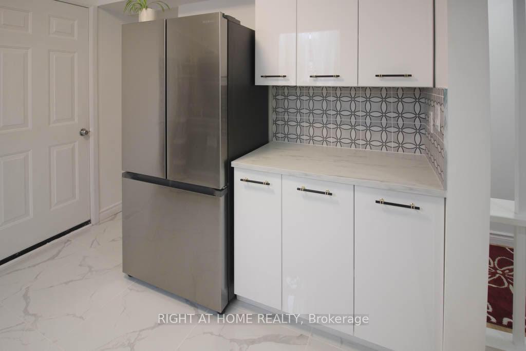 Photo 11 of 4472 Second Avenue, Niagara Falls, Downtown — HOMEH