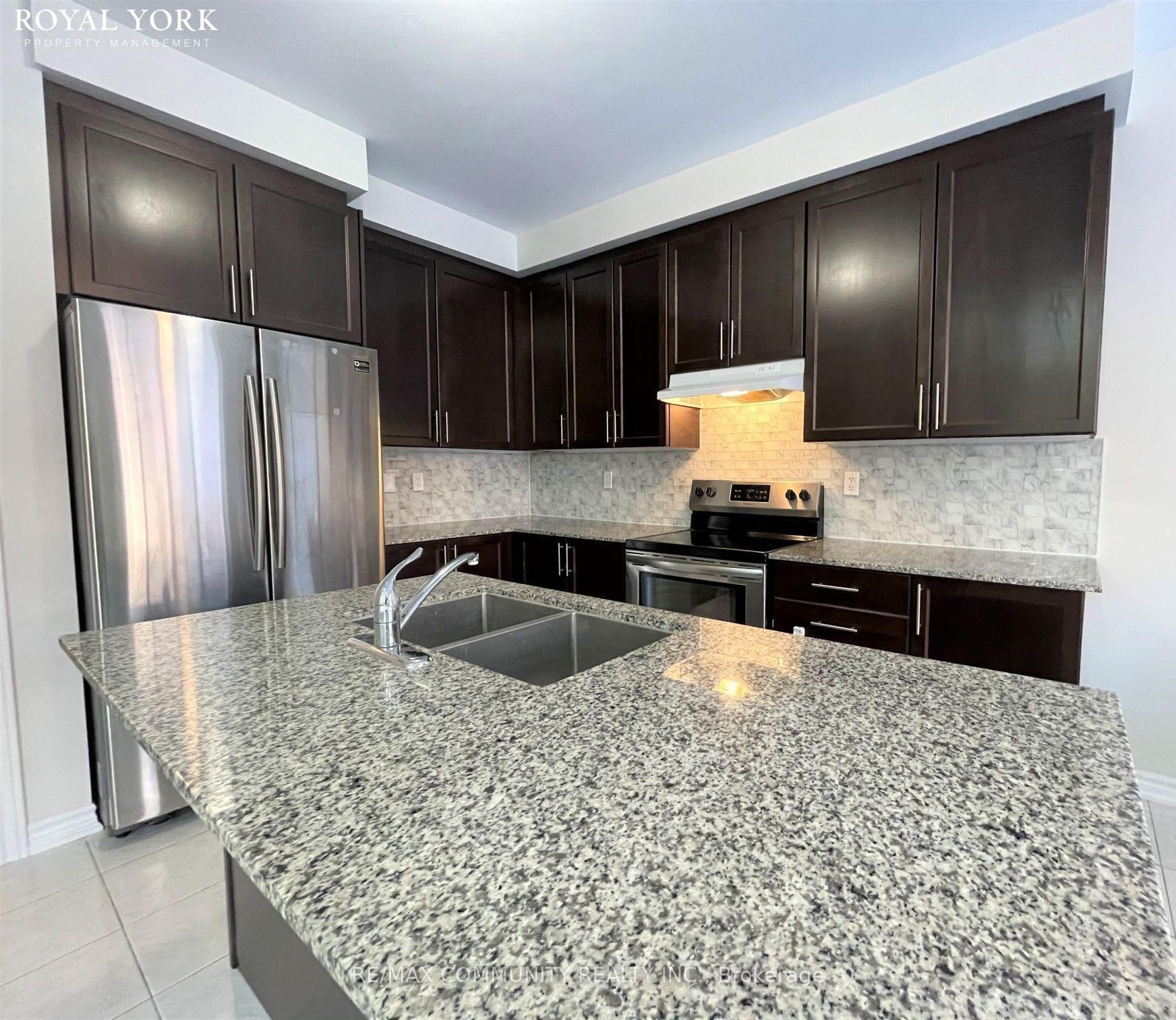 Photo 3 of 1236 Ronald Inche Drive, Oshawa, Taunton — HOMEH