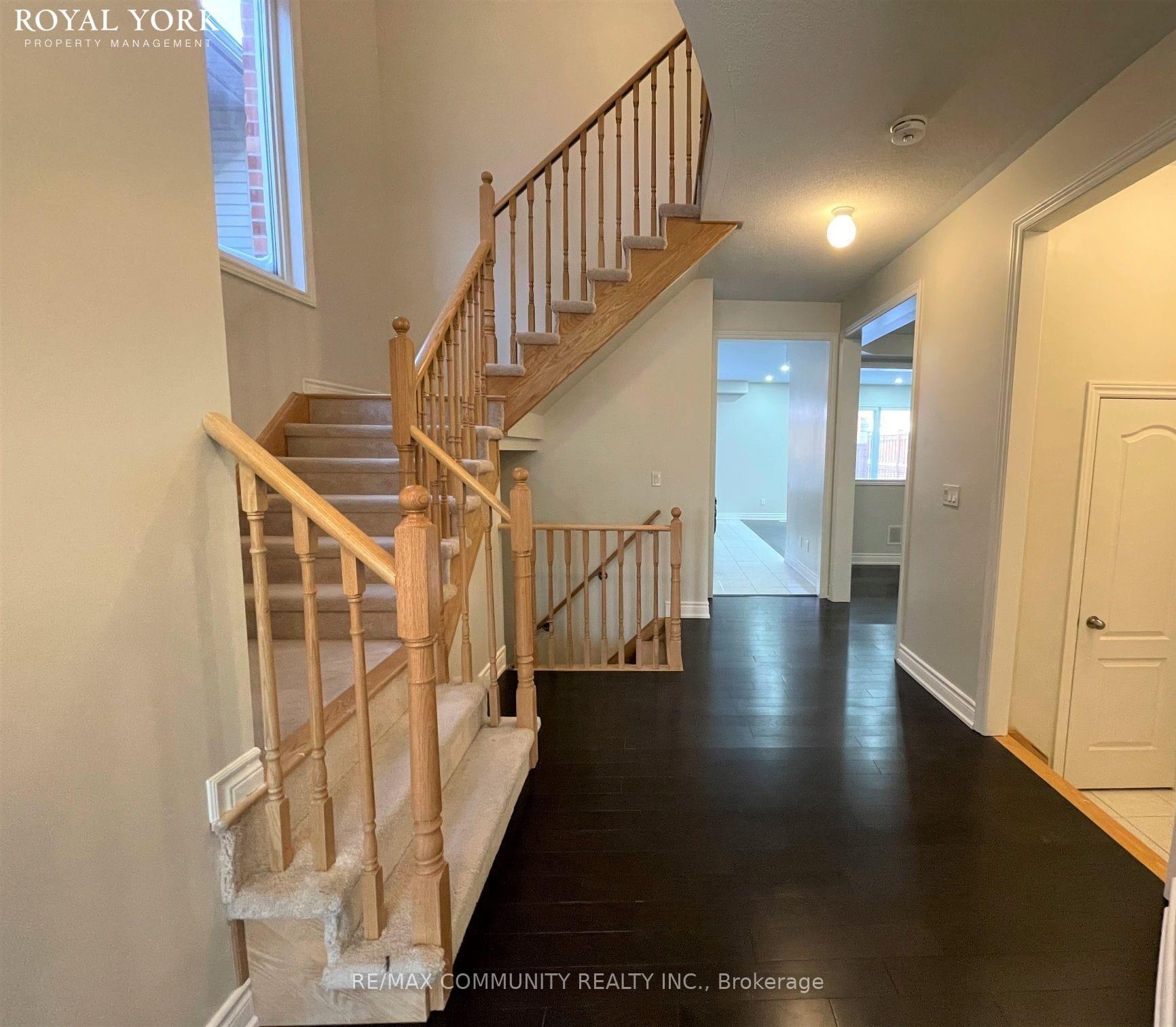 Photo 8 of 1236 Ronald Inche Drive, Oshawa, Taunton — HOMEH