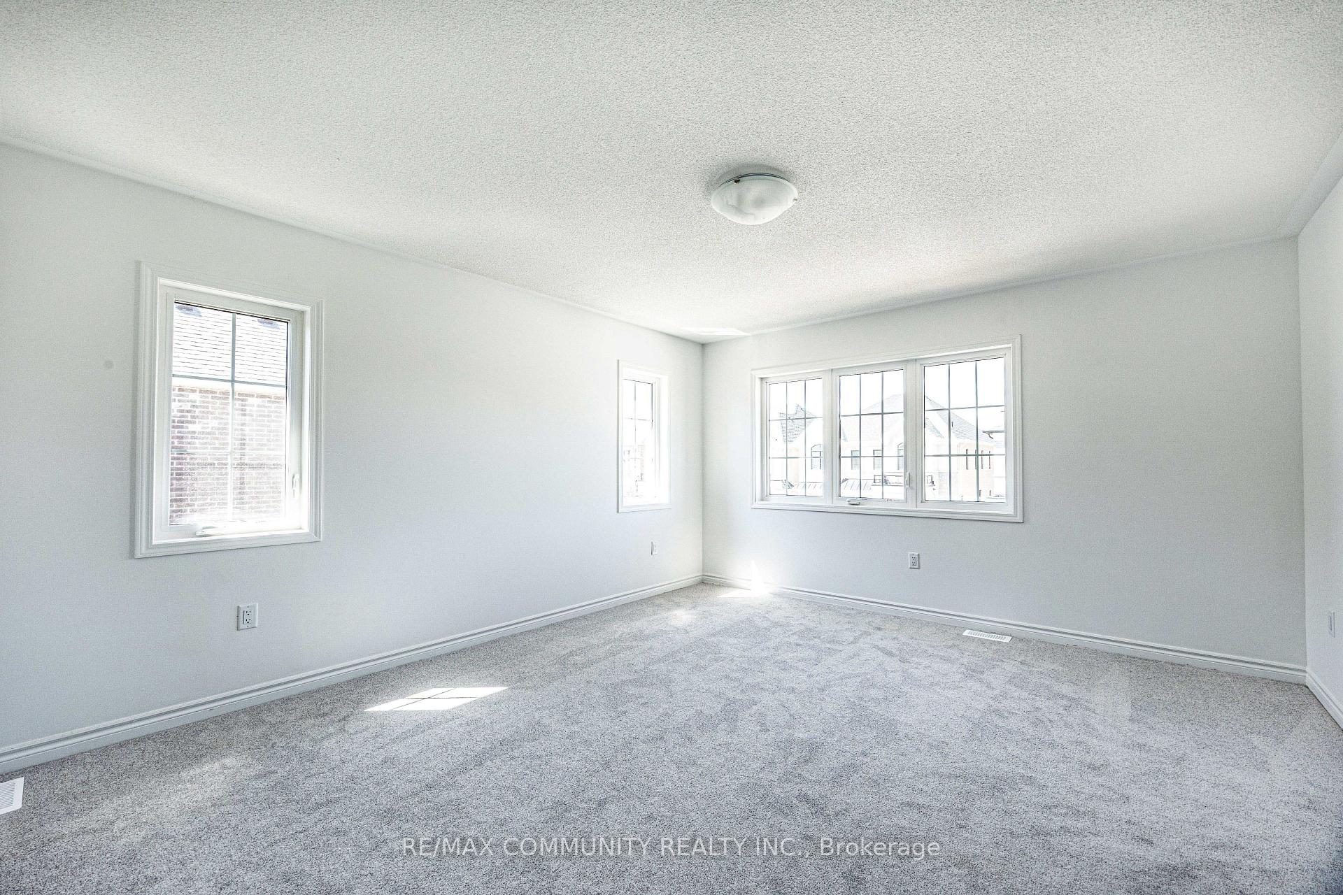Photo 10 of 1236 Ronald Inche Drive, Oshawa, Taunton — HOMEH