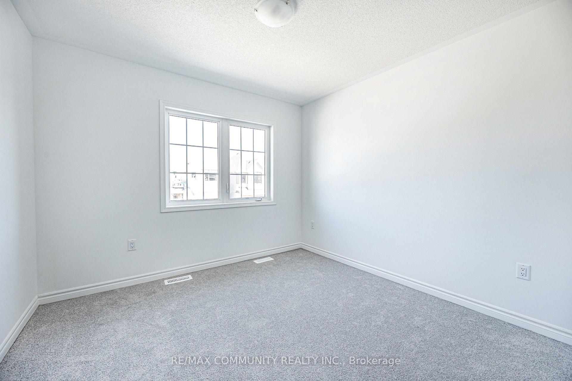 Photo 12 of 1236 Ronald Inche Drive, Oshawa, Taunton — HOMEH