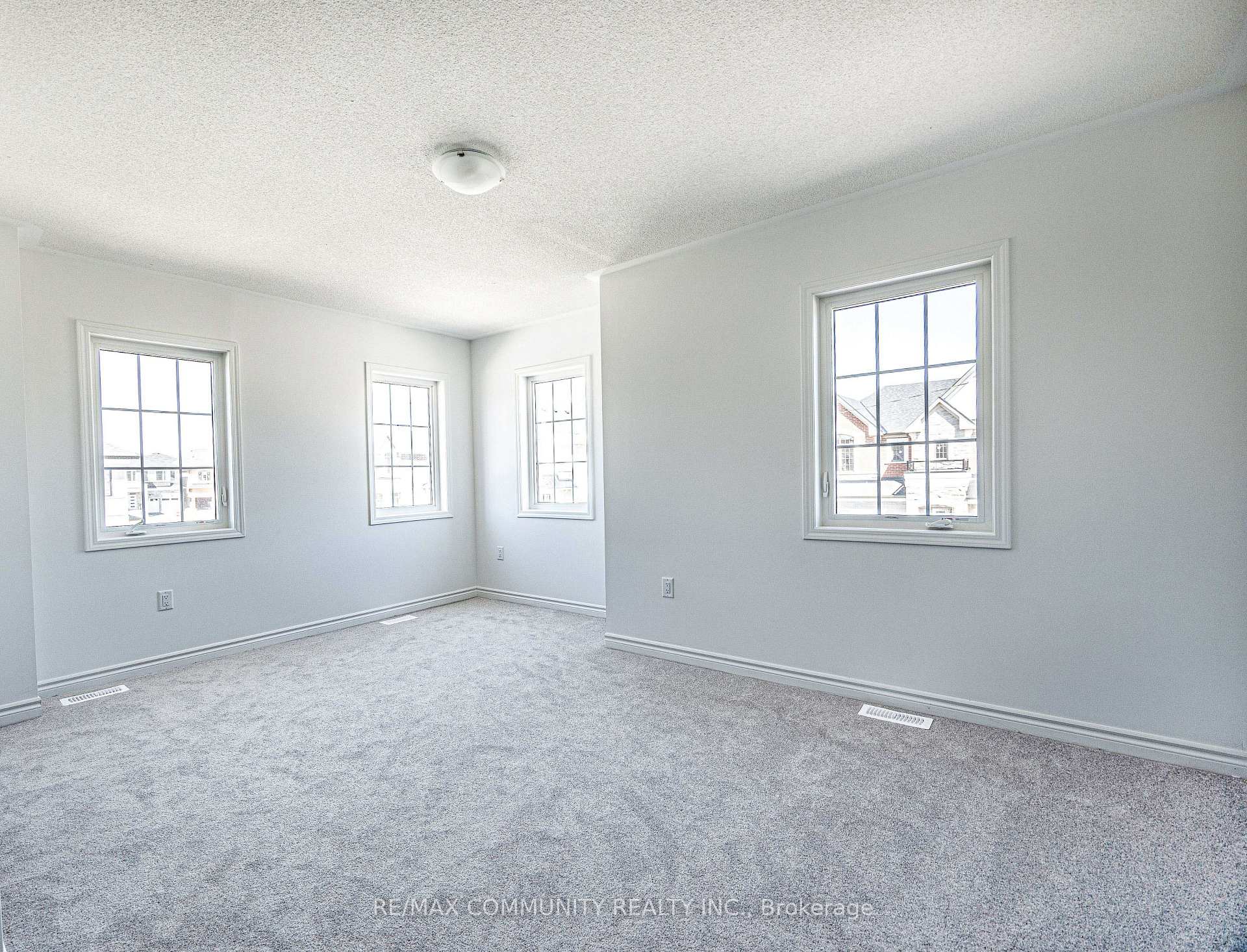Photo 13 of 1236 Ronald Inche Drive, Oshawa, Taunton — HOMEH