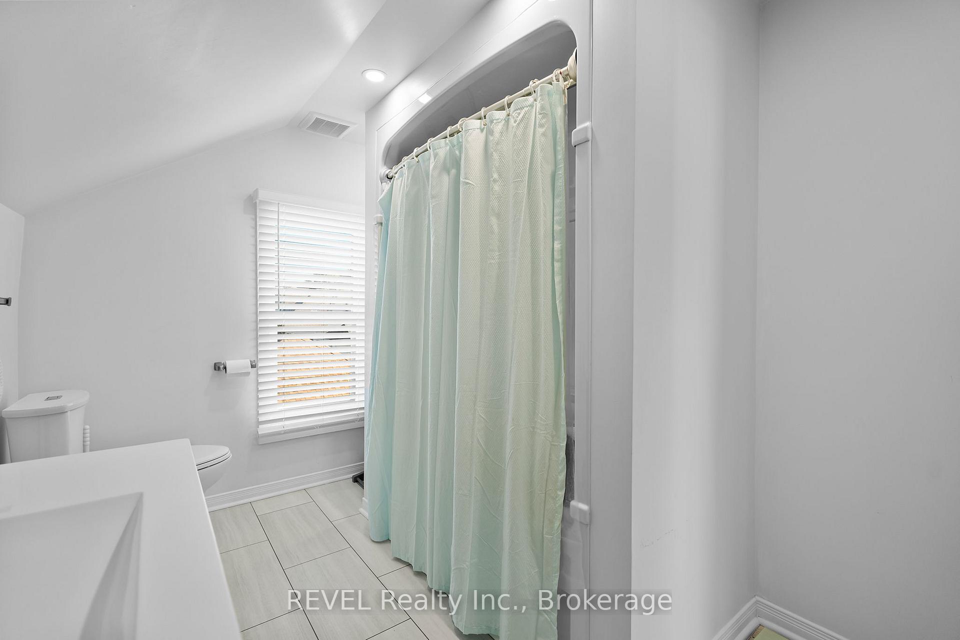 Photo 18 of 206 Bell Street, Port Colborne, Killaly East — HOMEH