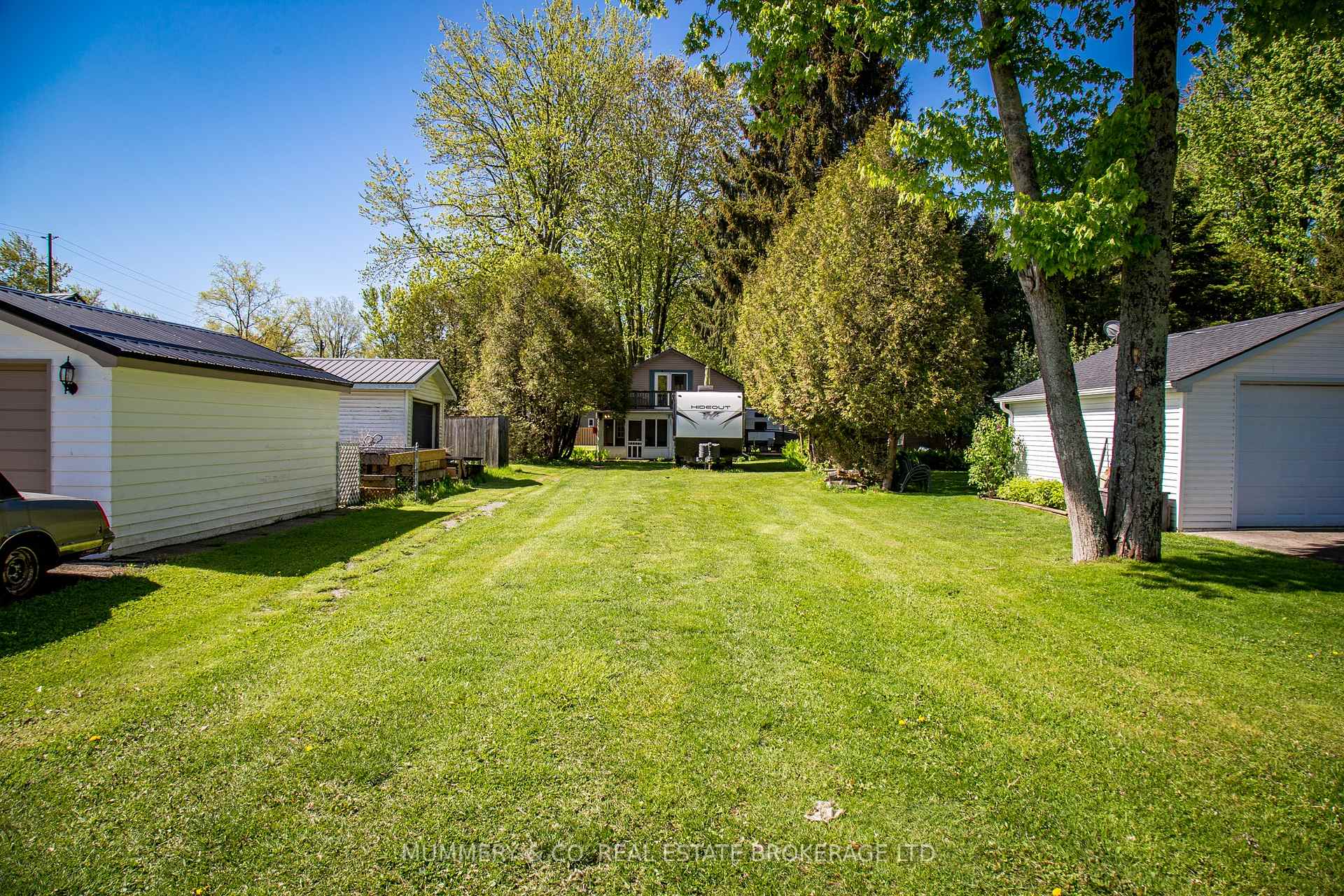Photo 3 of 4 Lochmore Avenue, Brant, Brantford Twp — HOMEH