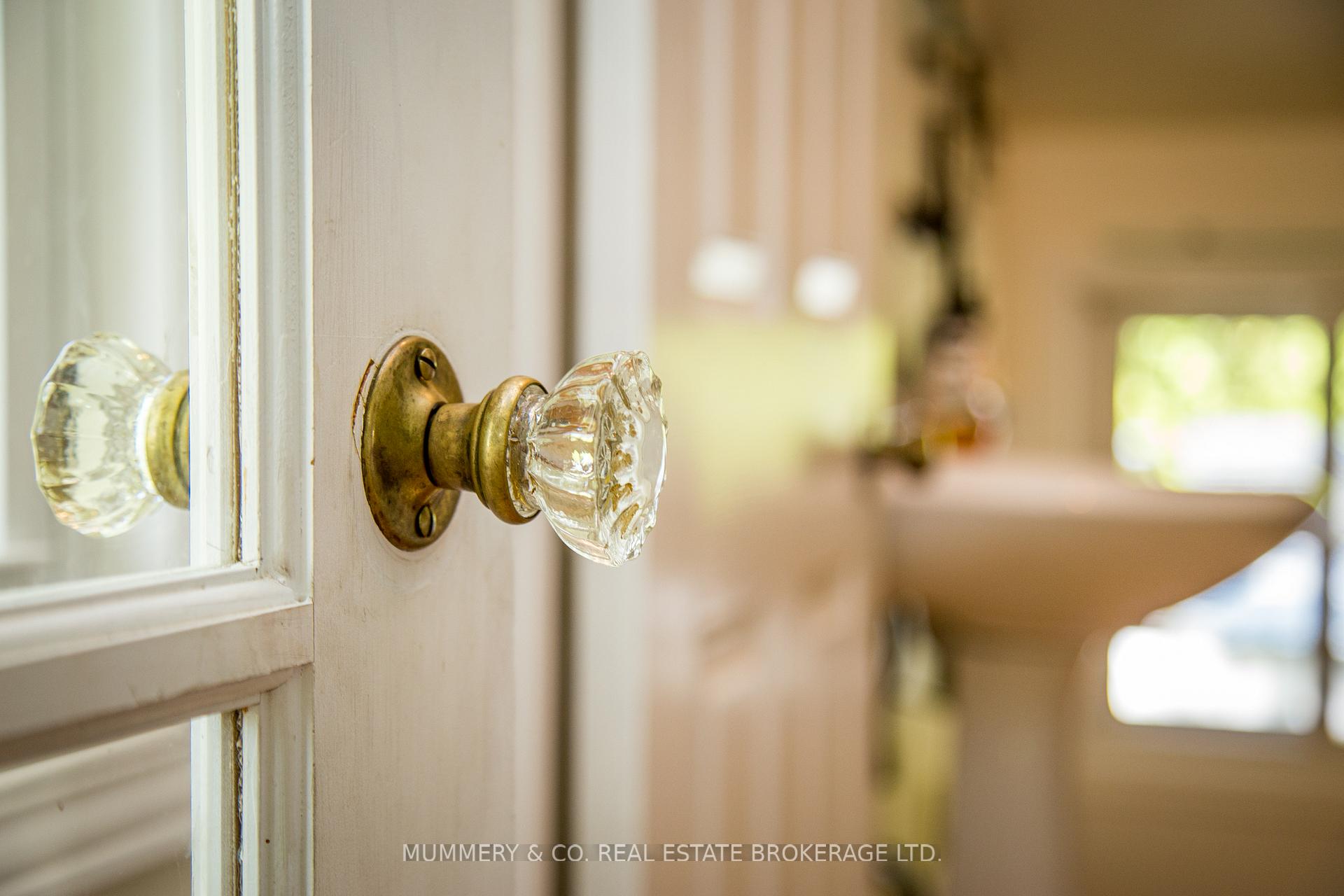 Photo 25 of 4 Lochmore Avenue, Brant, Brantford Twp — HOMEH
