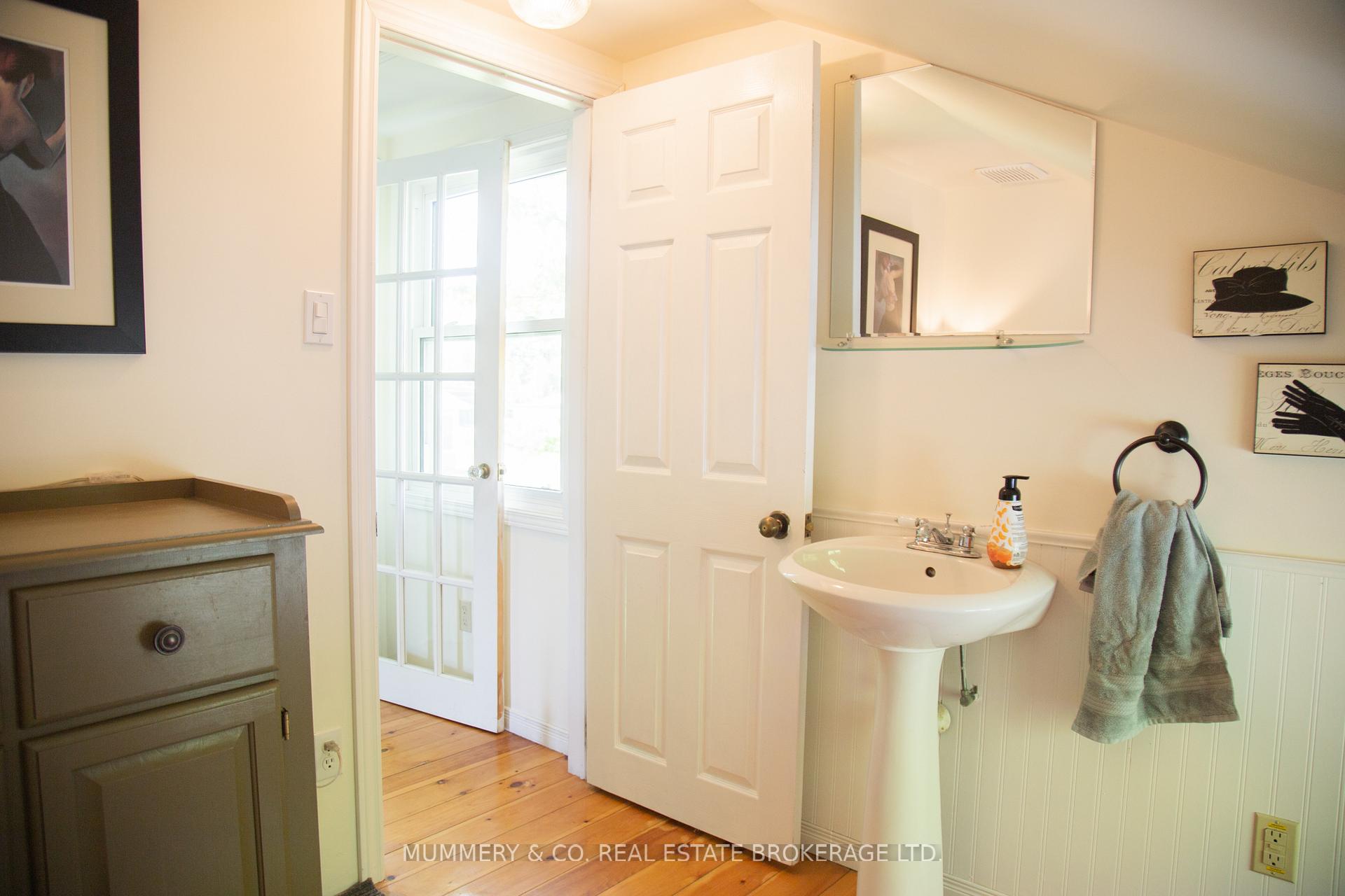 Photo 27 of 4 Lochmore Avenue, Brant, Brantford Twp — HOMEH