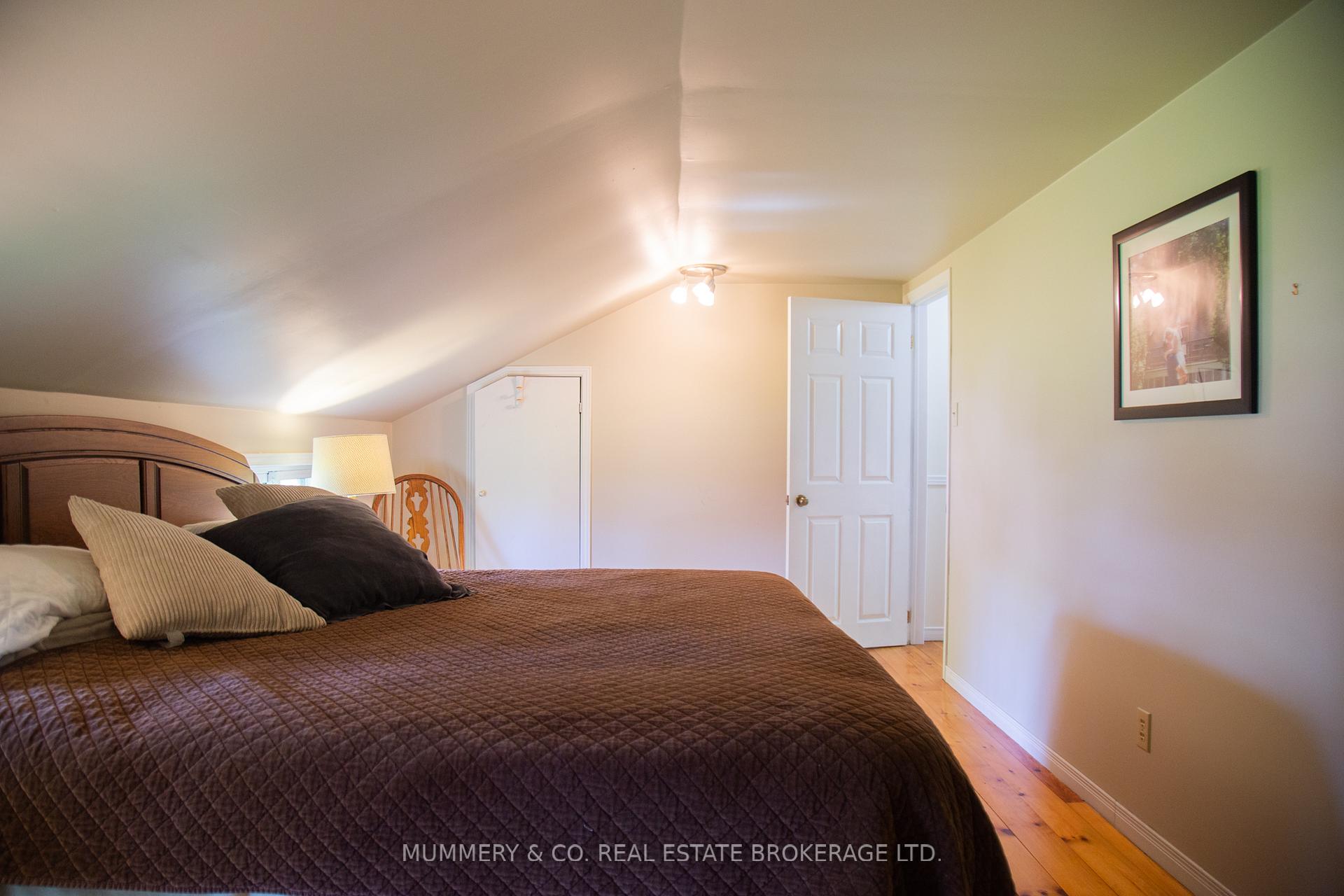 Photo 29 of 4 Lochmore Avenue, Brant, Brantford Twp — HOMEH