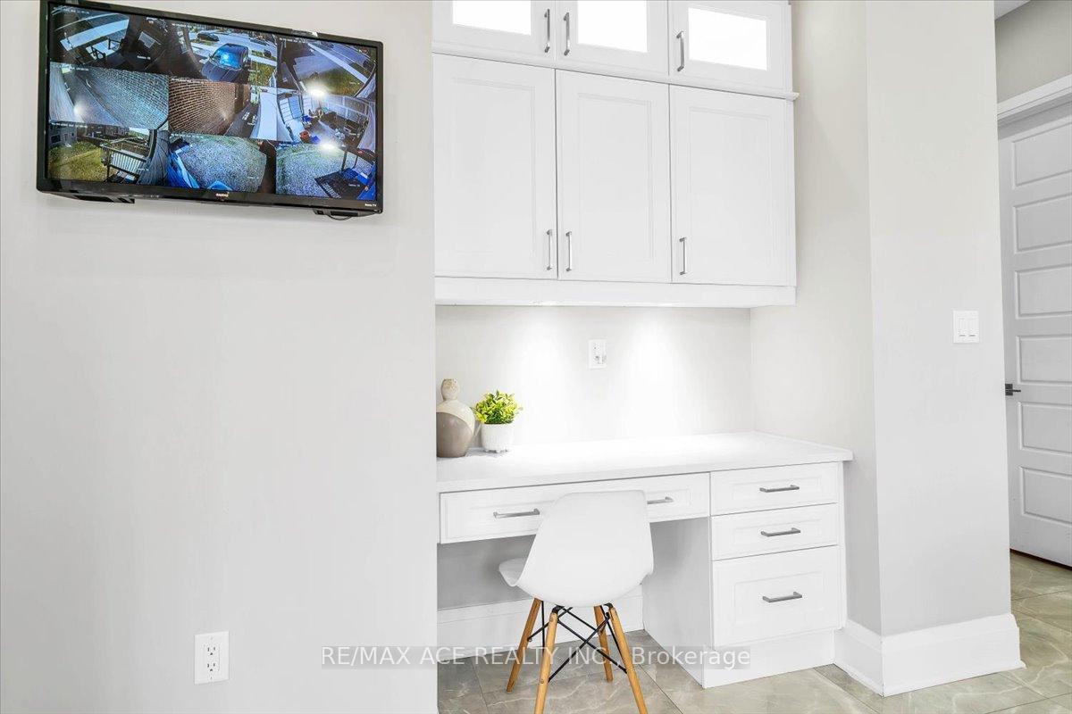 Photo 14 of 3033 Hollyberry Trail, Pickering, Rural Pickering — HOMEH