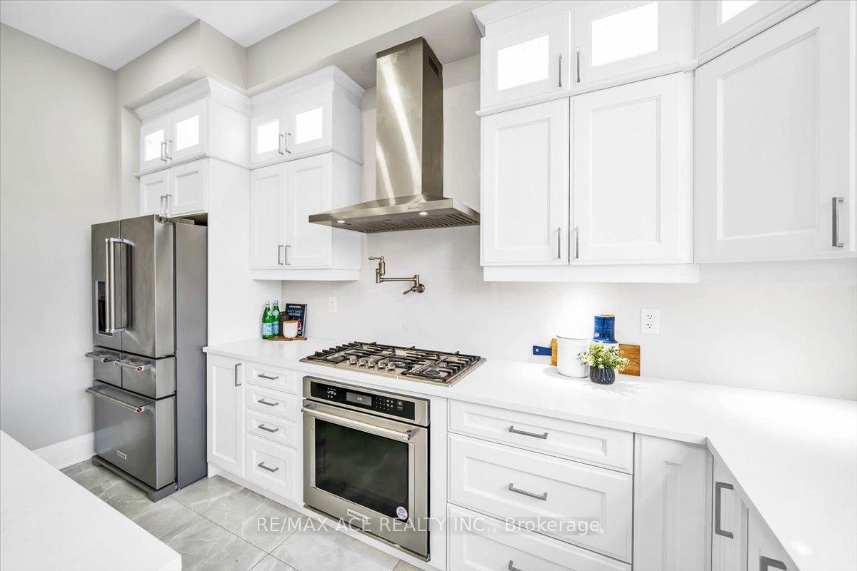 Photo 16 of 3033 Hollyberry Trail, Pickering, Rural Pickering — HOMEH