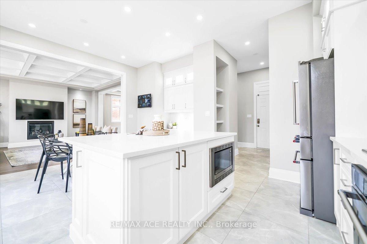 Photo 17 of 3033 Hollyberry Trail, Pickering, Rural Pickering — HOMEH