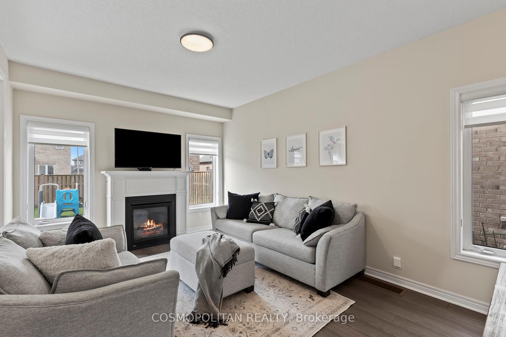 Photo 8 of 4456 Saw Mill Drive, Niagara Falls, Lyons Creek — HOMEH