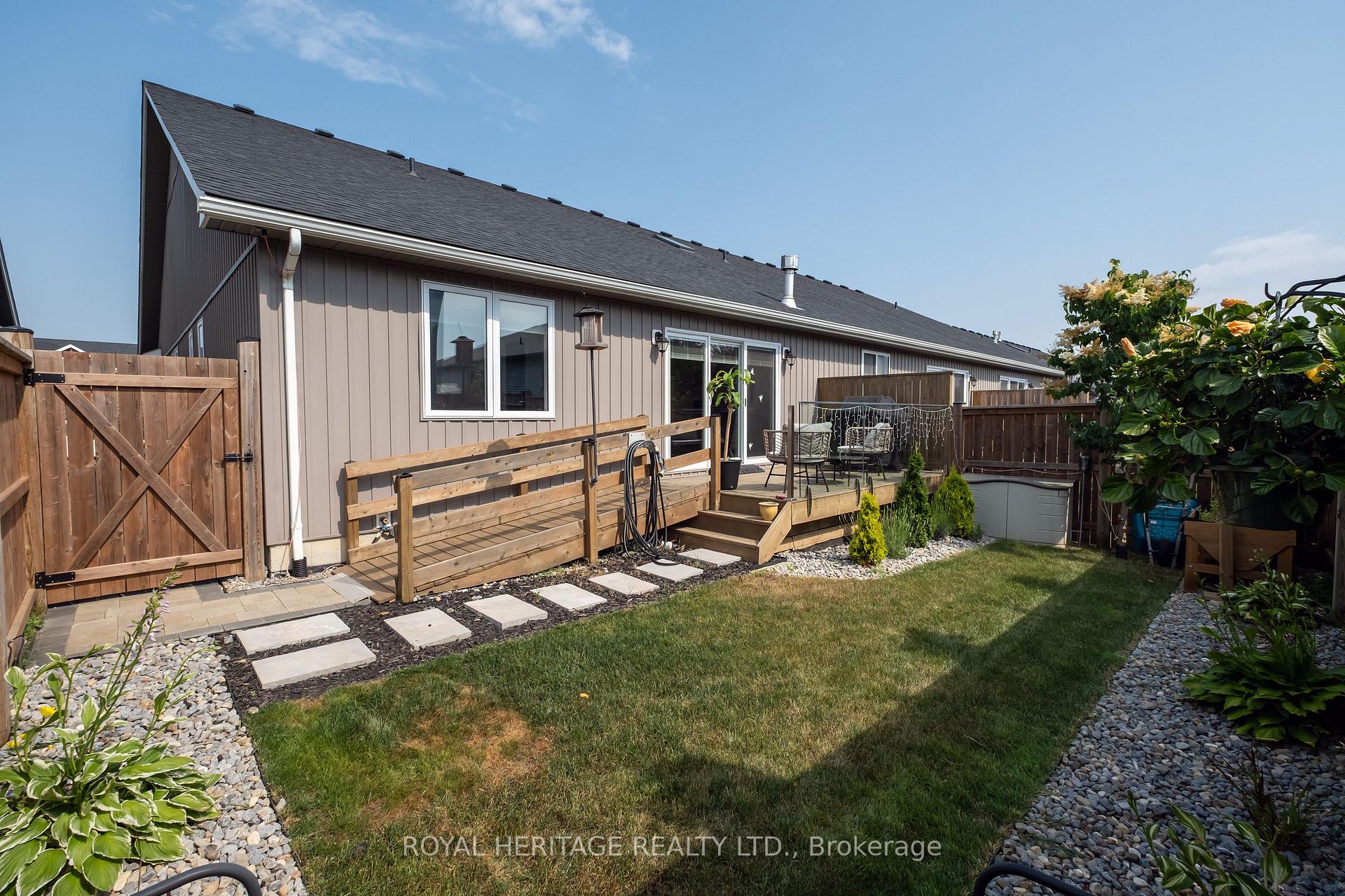 Photo 26 of 23 Farrington Crescent, Prince Edward County, Picton Ward — HOMEH