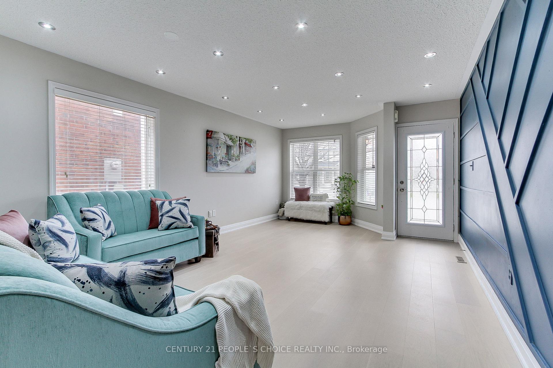 Photo 5 of 1076 Clark Boulevard, Milton, Beaty — HOMEH