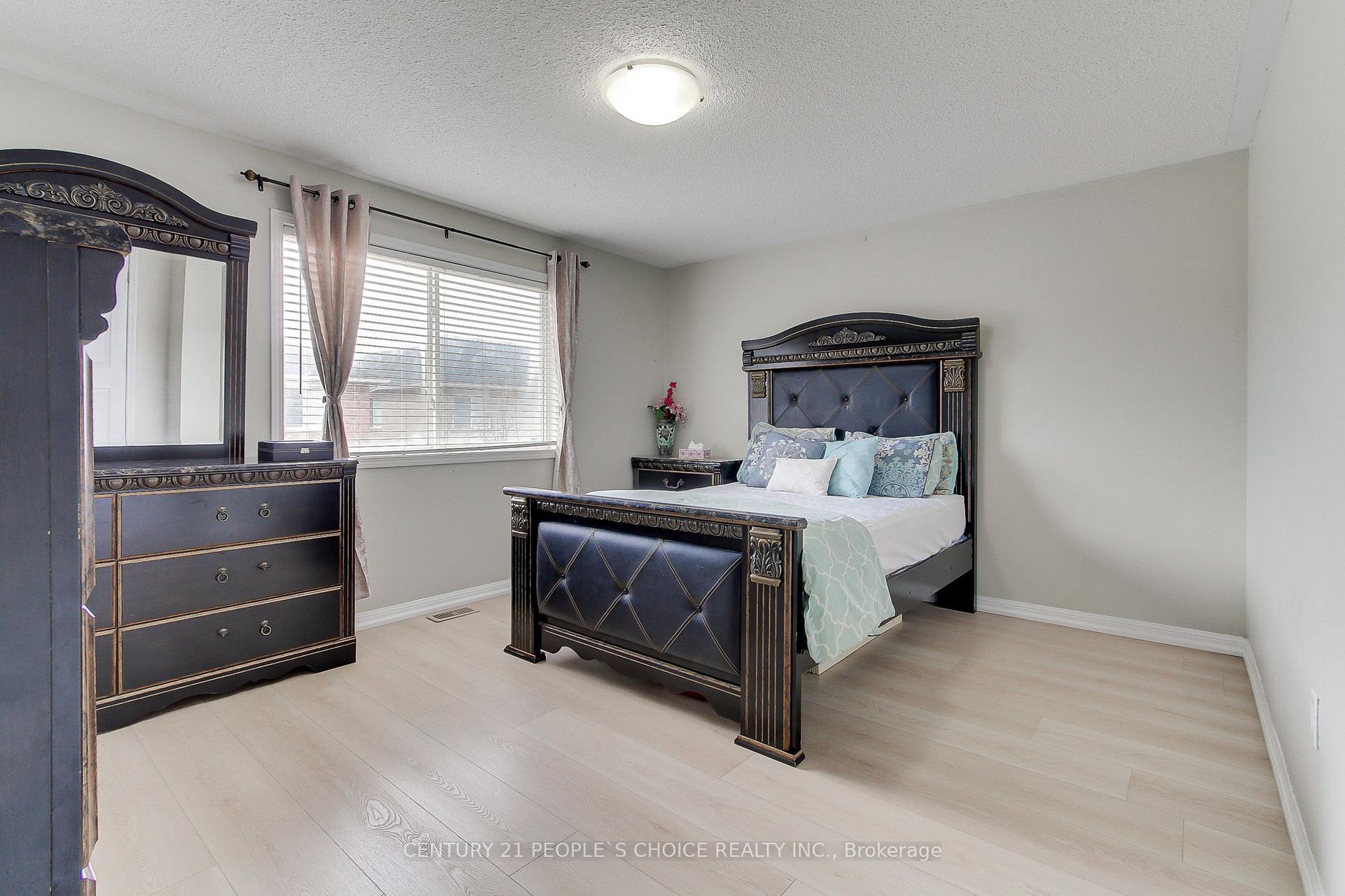 Photo 25 of 1076 Clark Boulevard, Milton, Beaty — HOMEH
